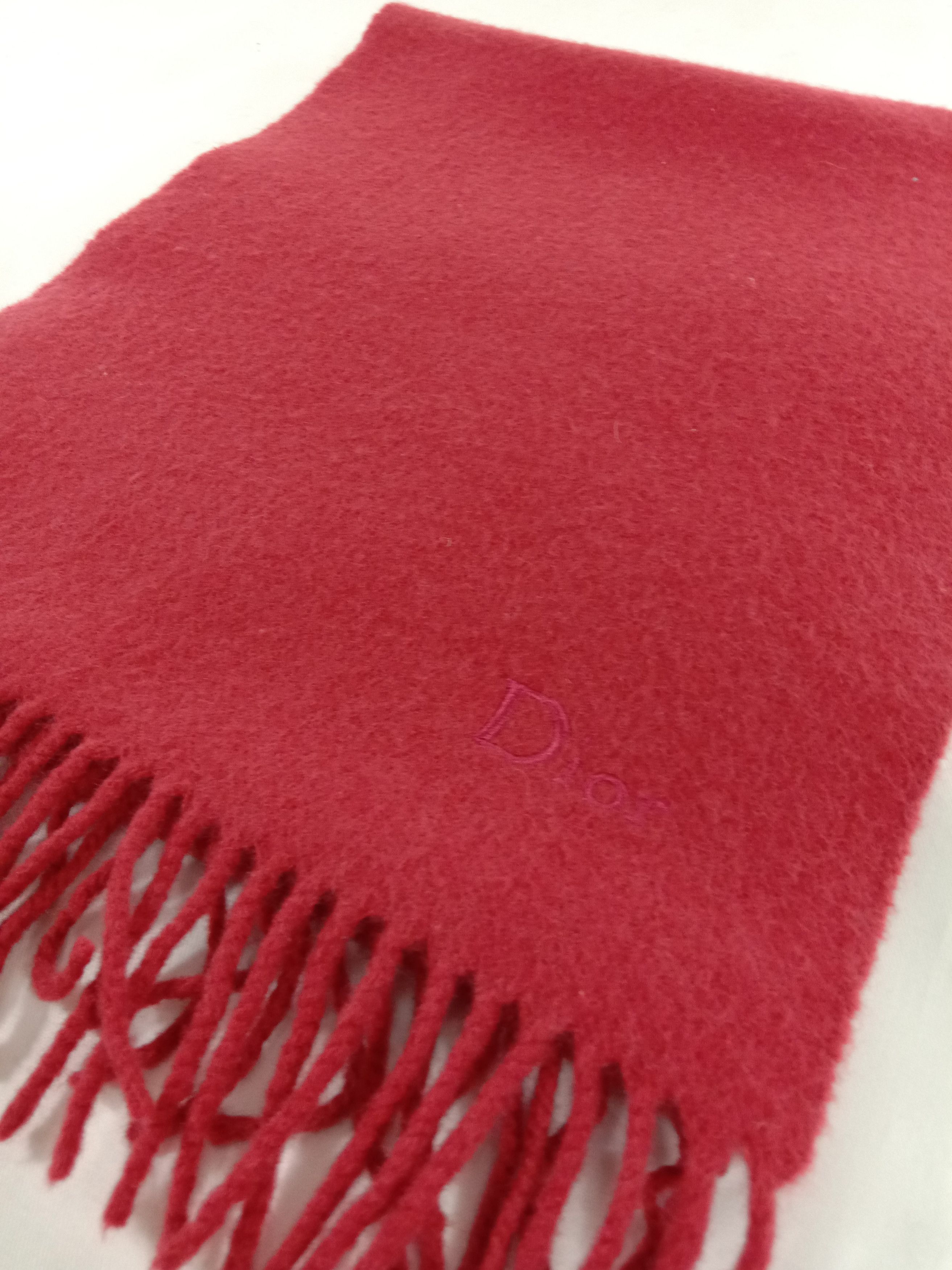 Designer Vintage Designer Luxury Scarf / Muffler / Wool Size ONE SIZE - 1 Thumbnail