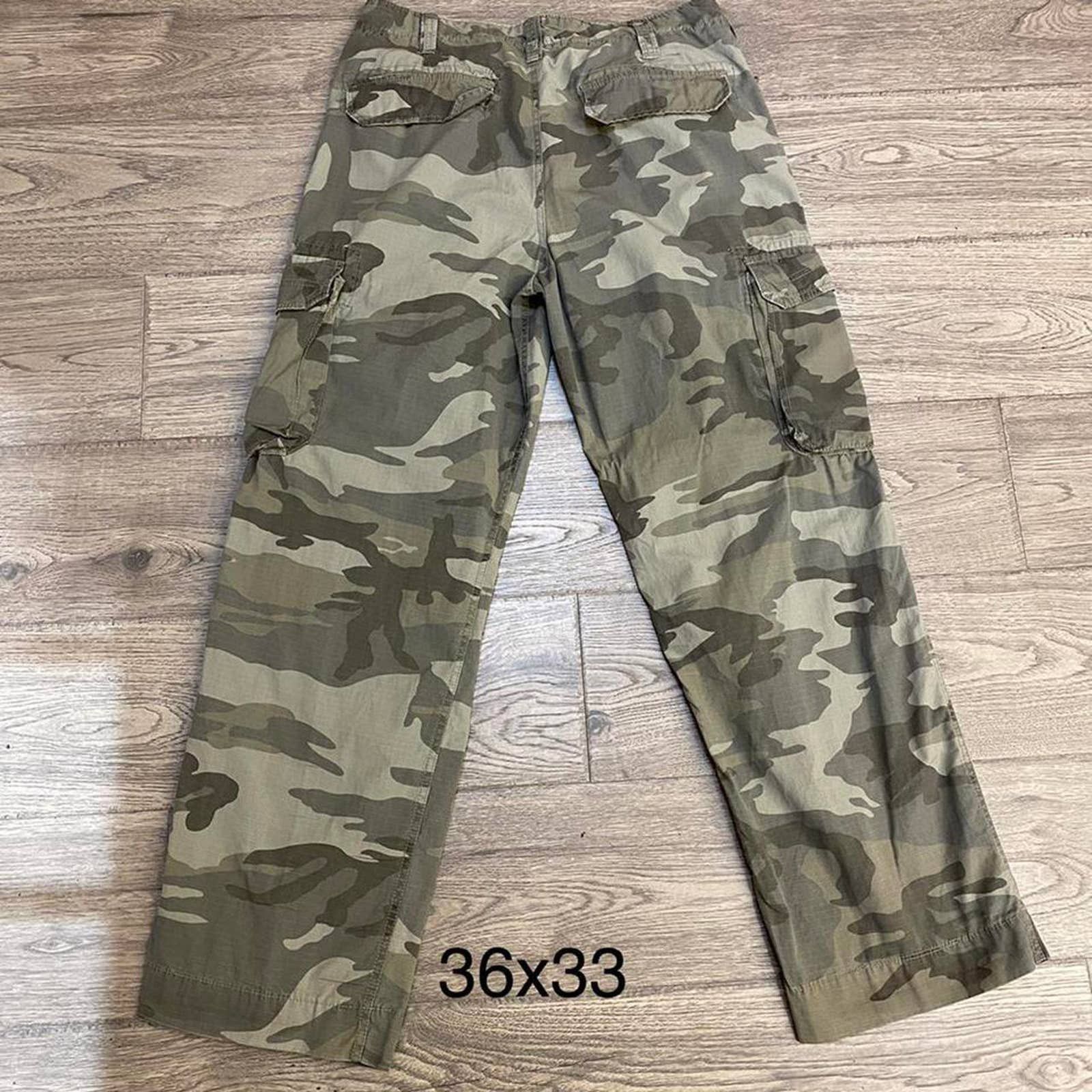 Vintage Camo Green No Boundaries Cargo Pants 36x33 | Grailed