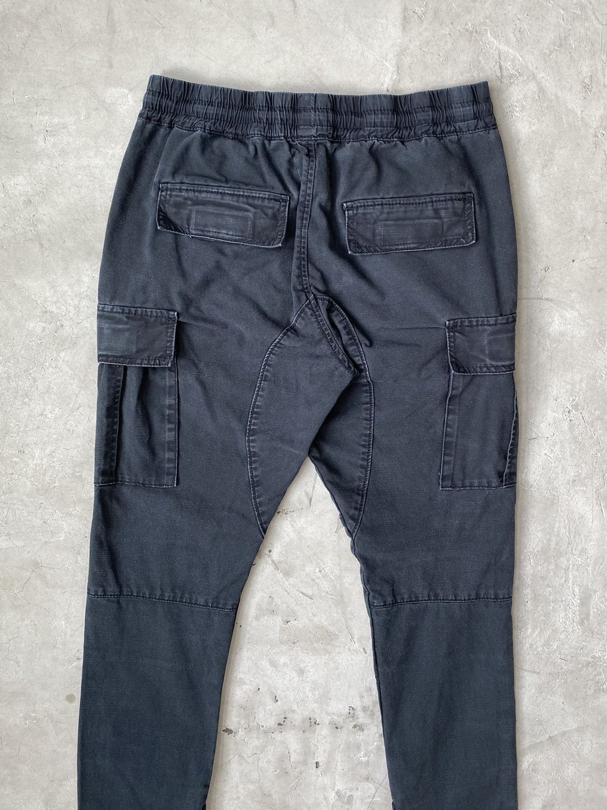 Fear of God Fear Of God Essentials Cargo Pants Size US 32 / EU 48 - 6 Thumbnail