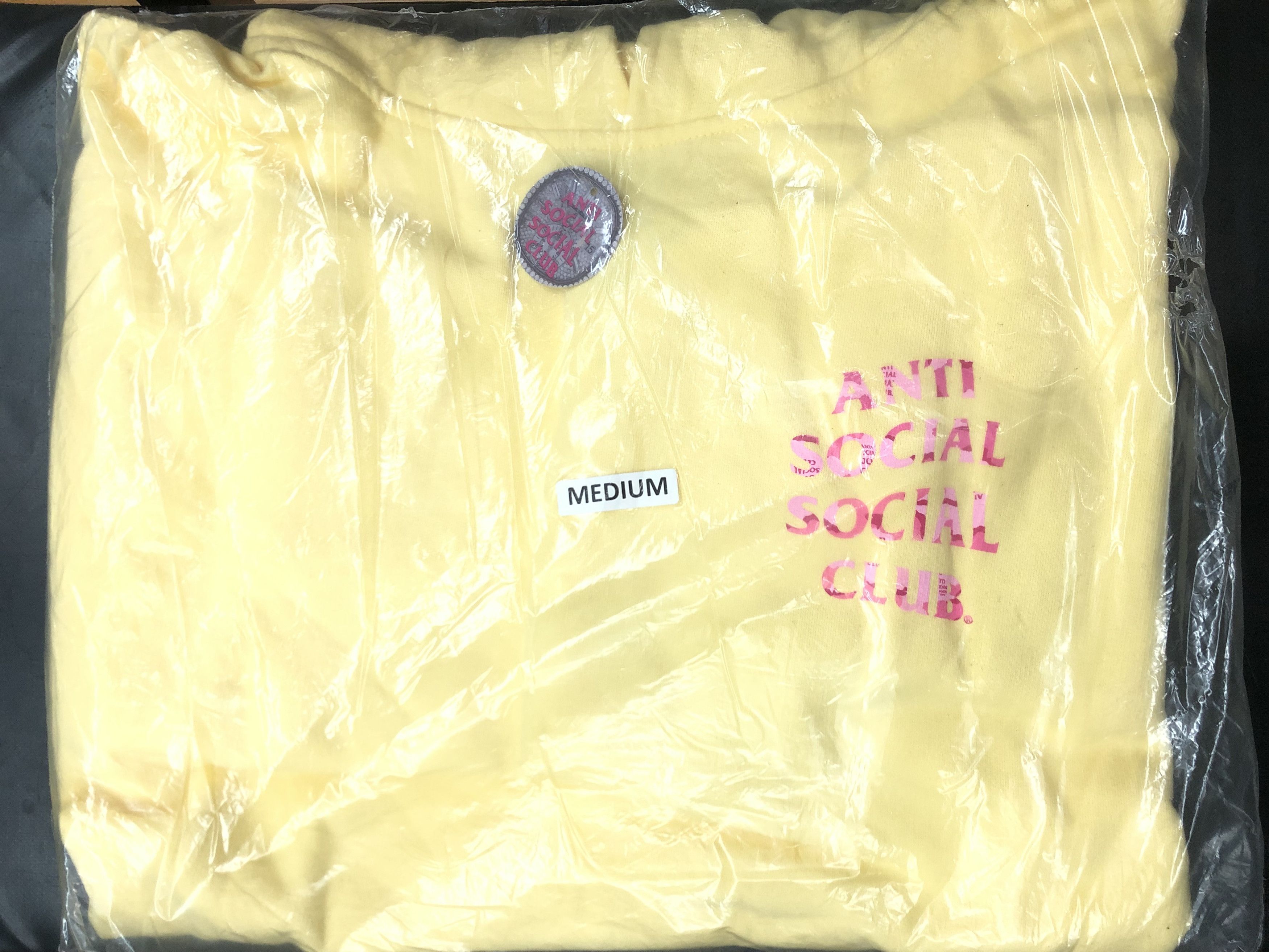 Anti Social Social Club DS Pink Camo ASSC Plain Sight Yellow Hoodie BAPE FTP FOG CDG Size US M / EU 48-50 / 2 - 2 Thumbnail
