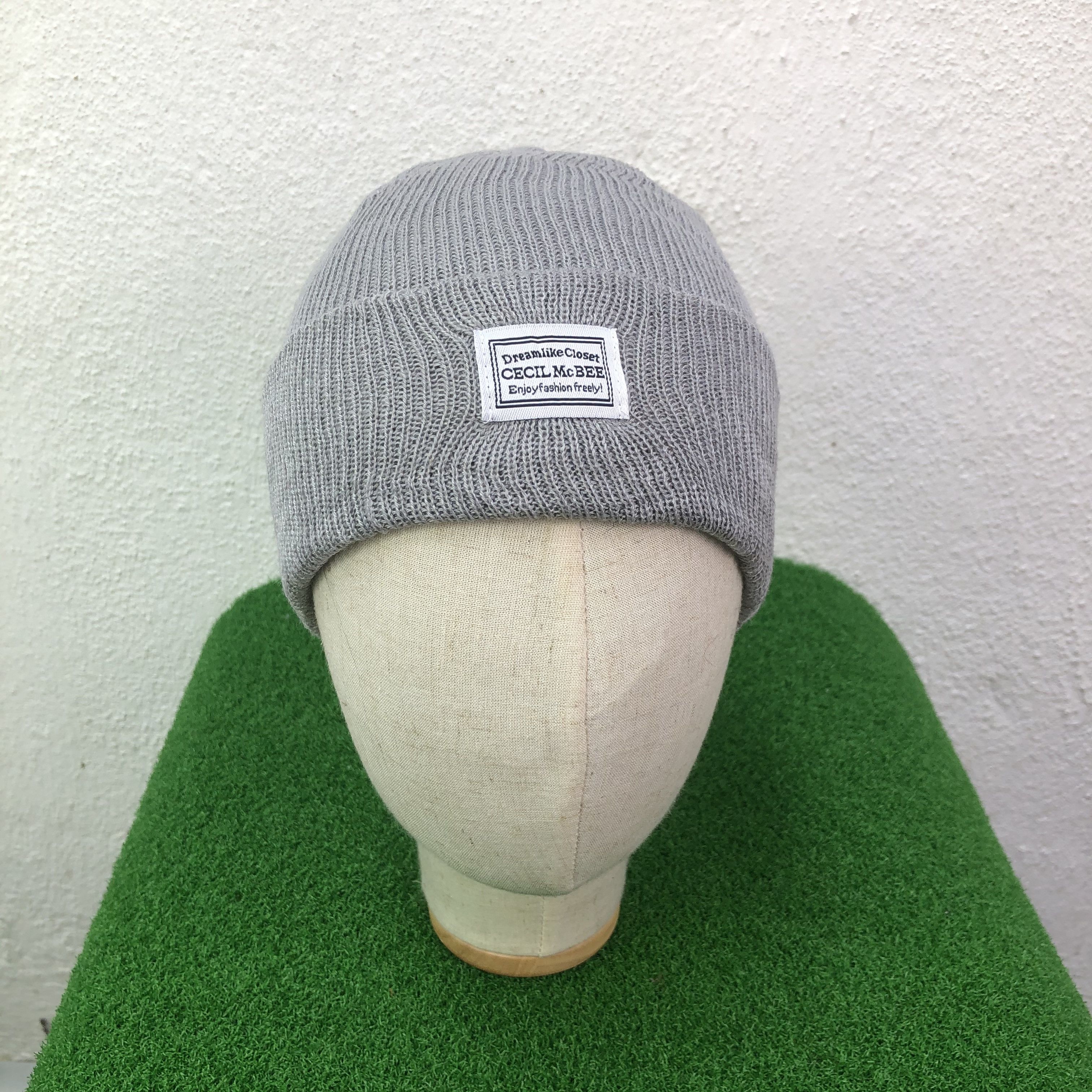 Japanese Brand CECIL MCBEE Beanie Hat Size ONE SIZE - 1 Thumbnail