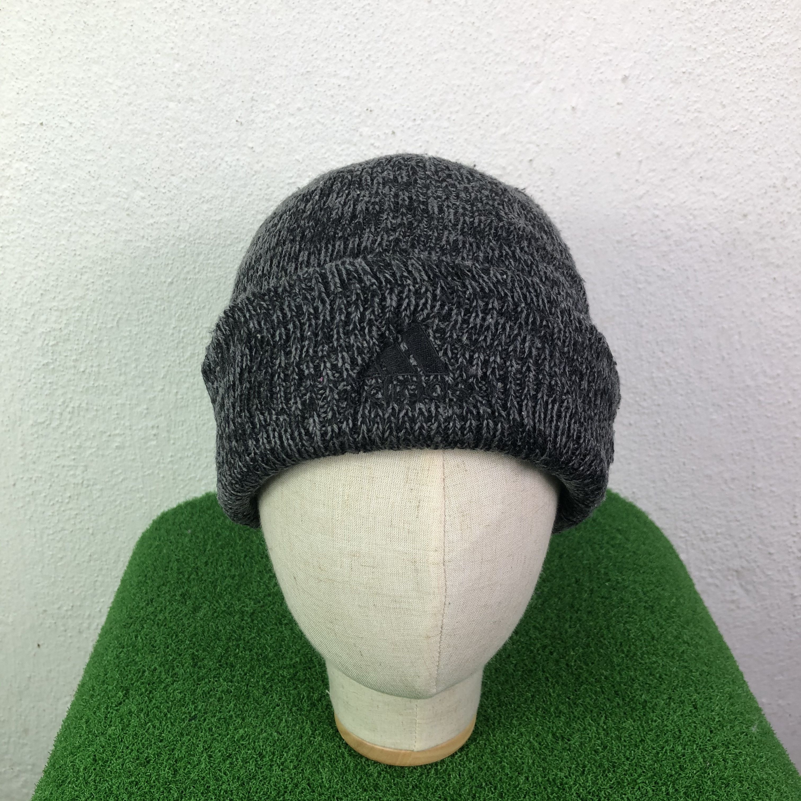 Adidas Adidas Beanie Hat Size ONE SIZE - 1 Thumbnail