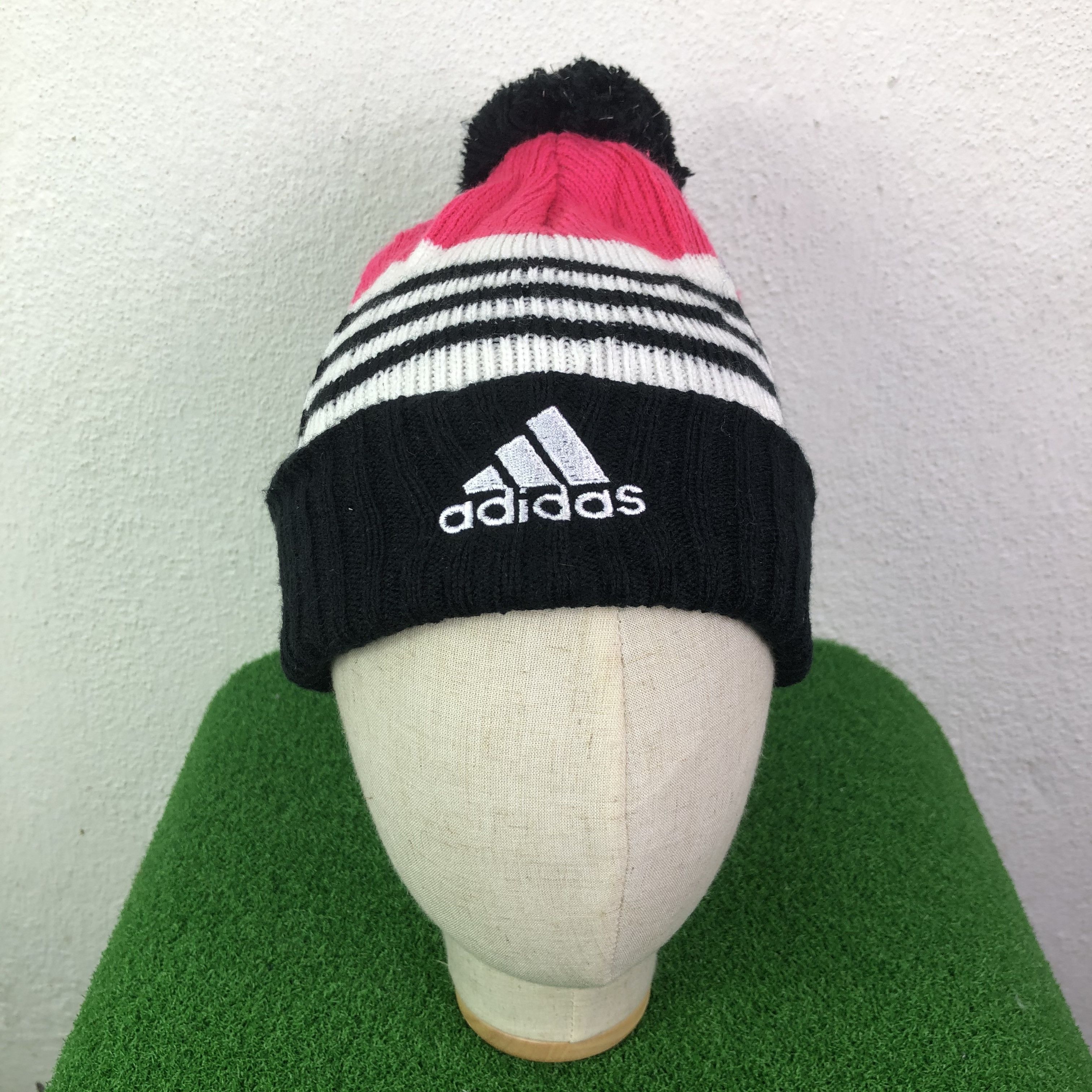 Adidas Adidas Beanie Hat Size ONE SIZE - 1 Thumbnail