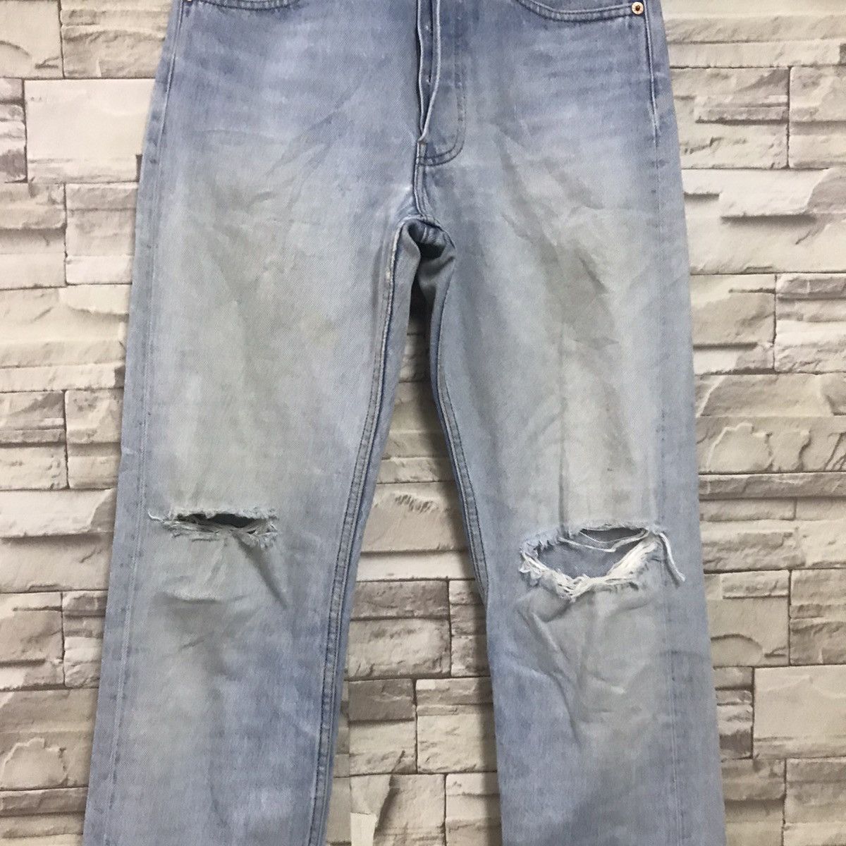 Levi's Vintage Levis 501xx Distressed Jeans Light Wash Size US 28 / EU 44 - 5 Thumbnail