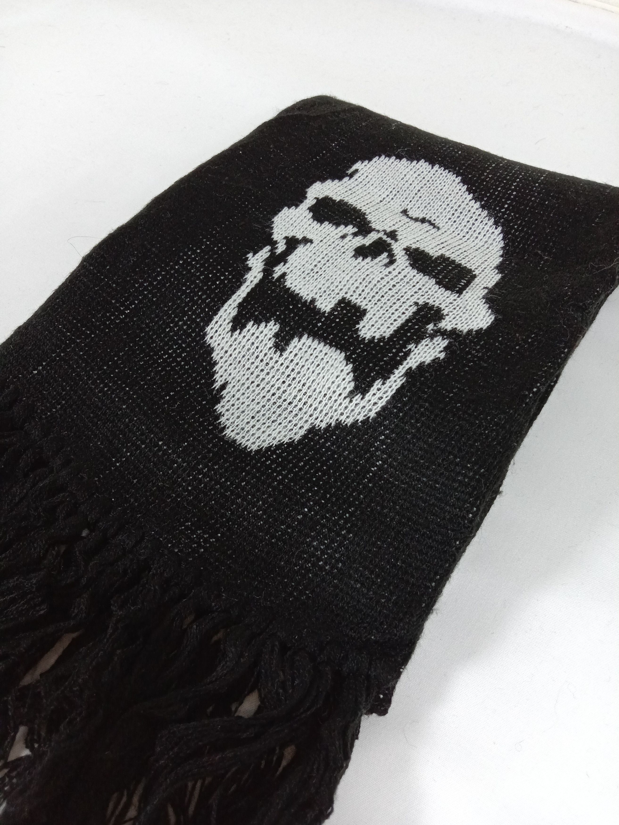Japanese Brand Japanese Brand Skulls Scarf / Muffler / Wool Size ONE SIZE - 1 Thumbnail