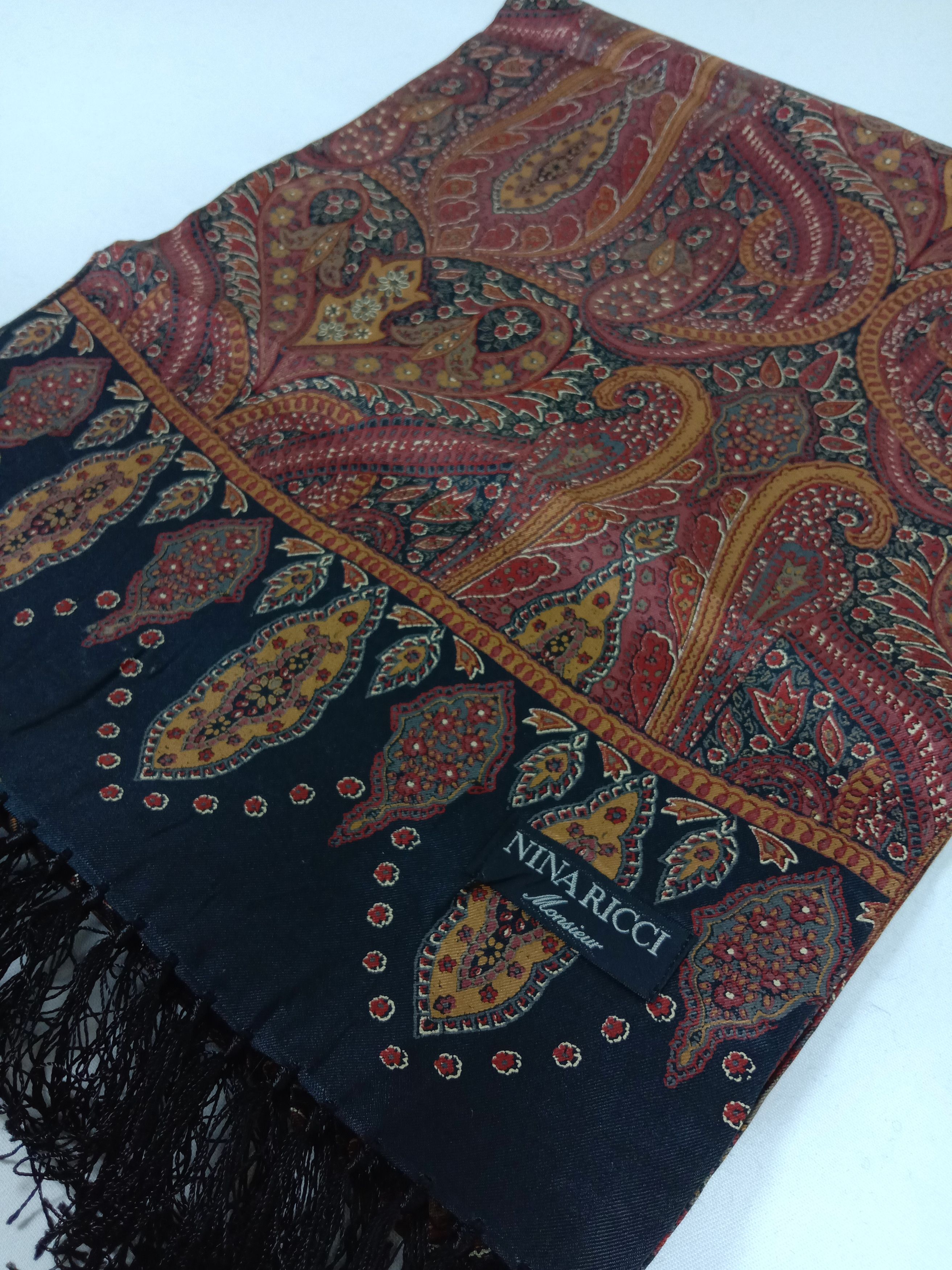 Nina Ricci Nina Ricci Scarf / Muffler / Wool Size ONE SIZE - 1 Thumbnail
