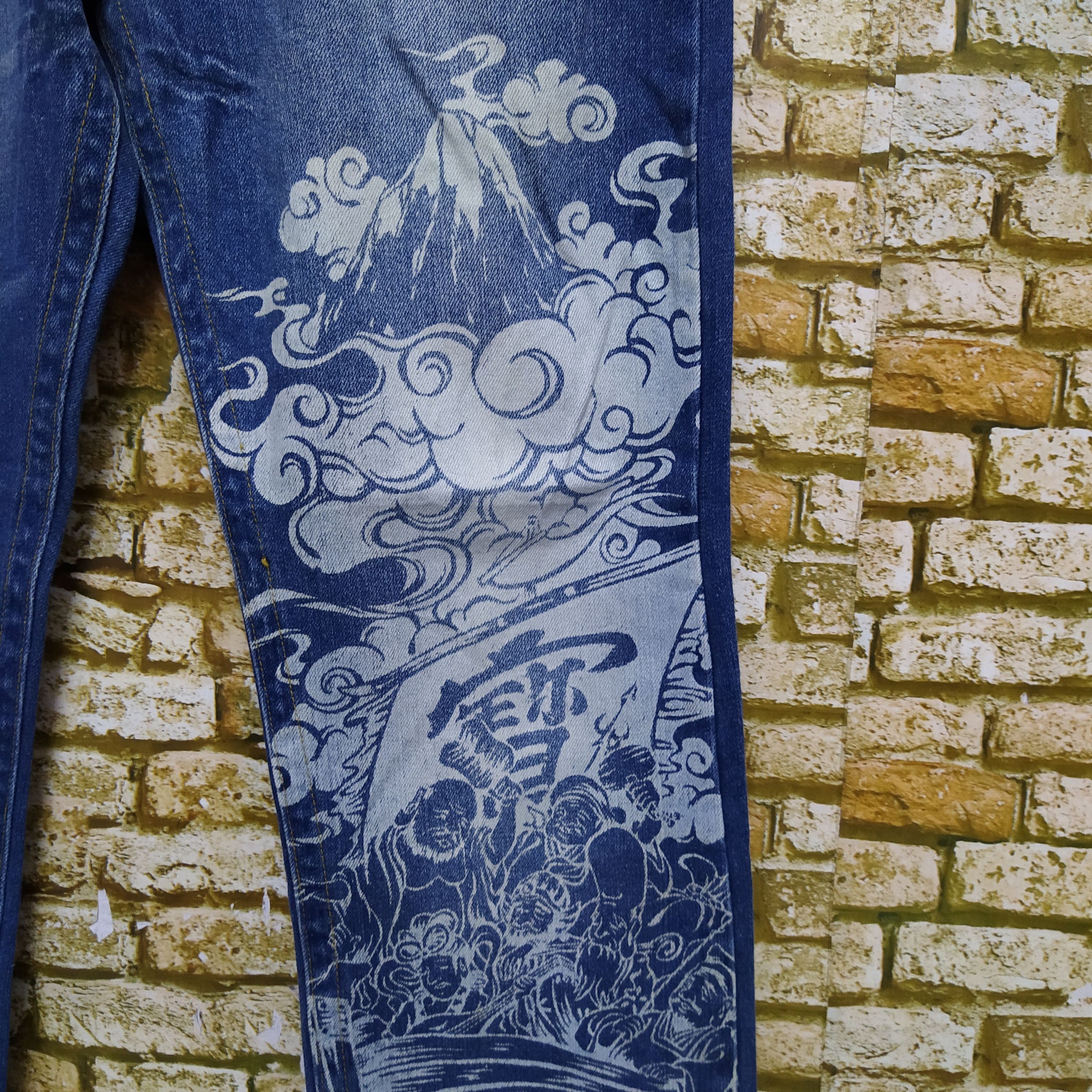Japanese Brand BUDEN JAPANESE SUKAJAN ART DISTRESSED DENIM (D265) Size US 34 / EU 50 - 3 Thumbnail