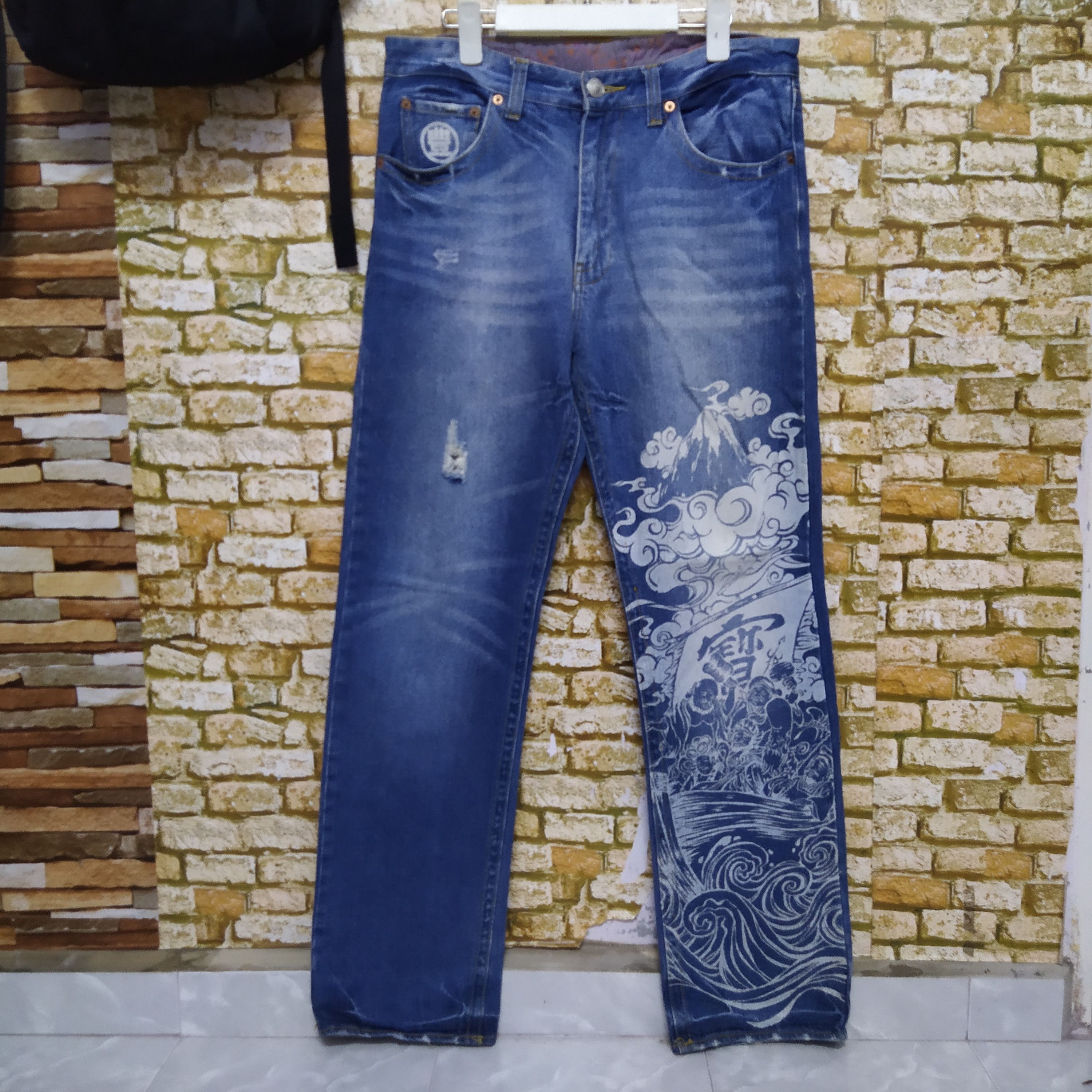 Japanese Brand BUDEN JAPANESE SUKAJAN ART DISTRESSED DENIM (D265) Size US 34 / EU 50 - 1 Thumbnail