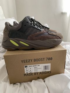 Yeezy on sale mauve box