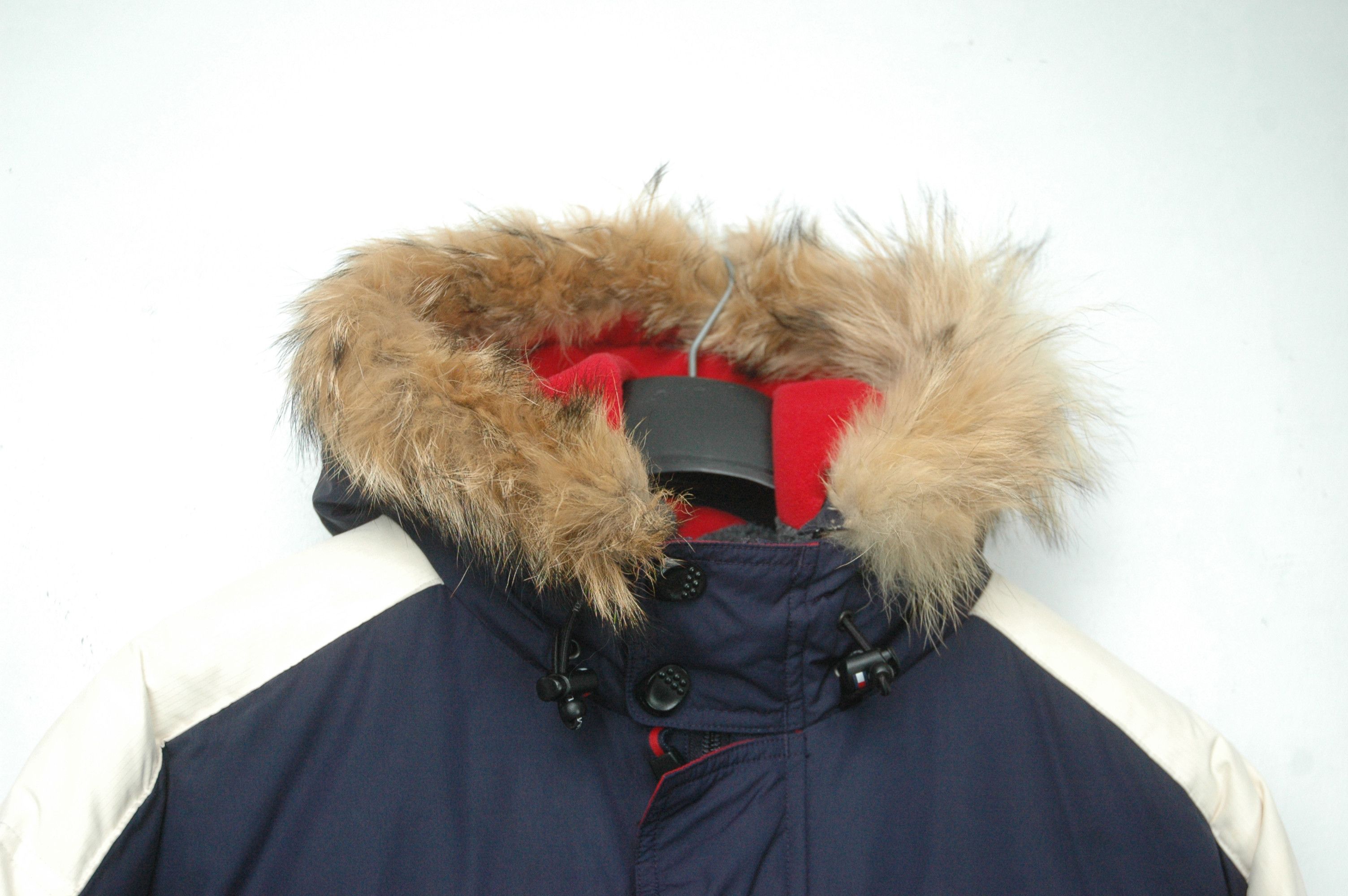 Tommy Hilfiger Vintage Tommy Hilfiger Down Puffer Parka Size US L / EU 52-54 / 3 - 3 Thumbnail