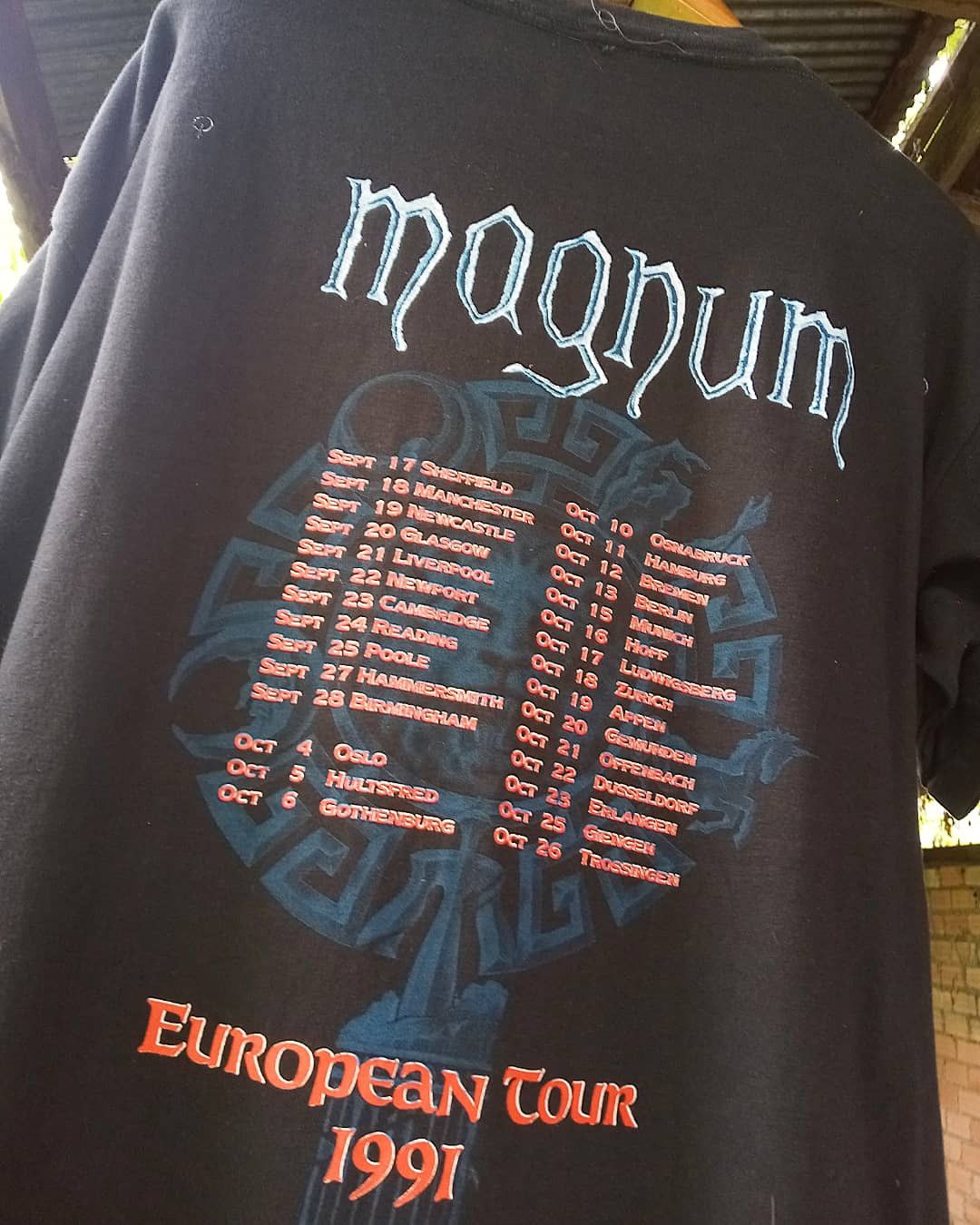 Band Tees Vintage 90s Magnum European Tour 1991 Single Stich Size US L / EU 52-54 / 3 - 4 Thumbnail