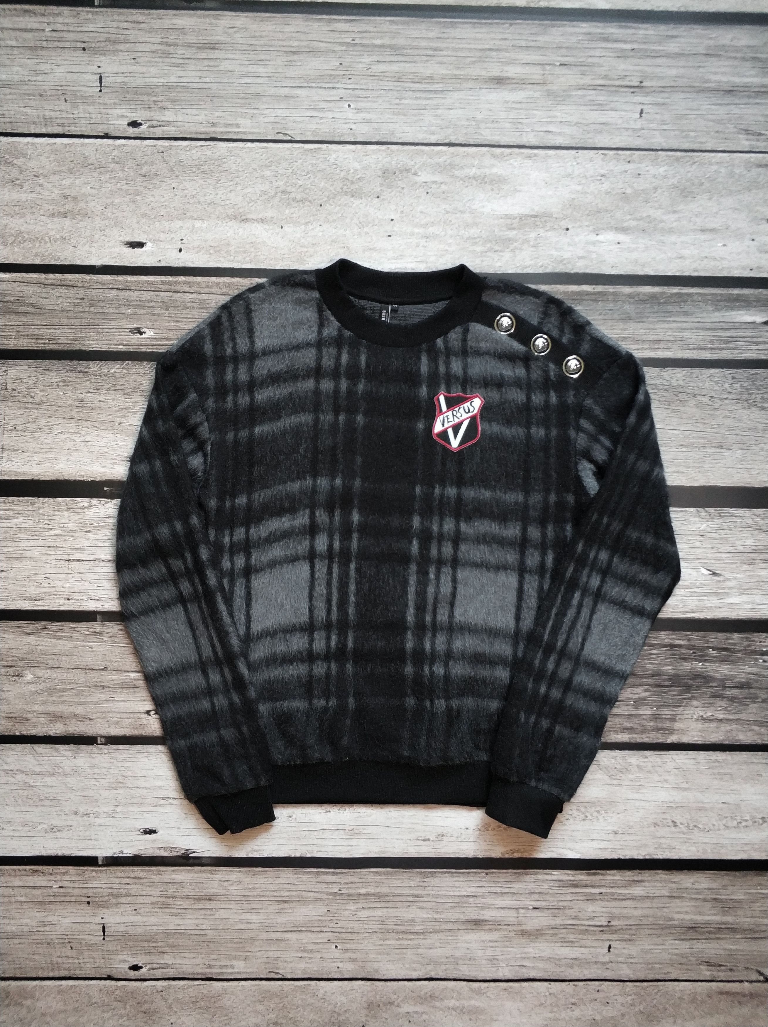 Versus Versace sweatshirt M logo