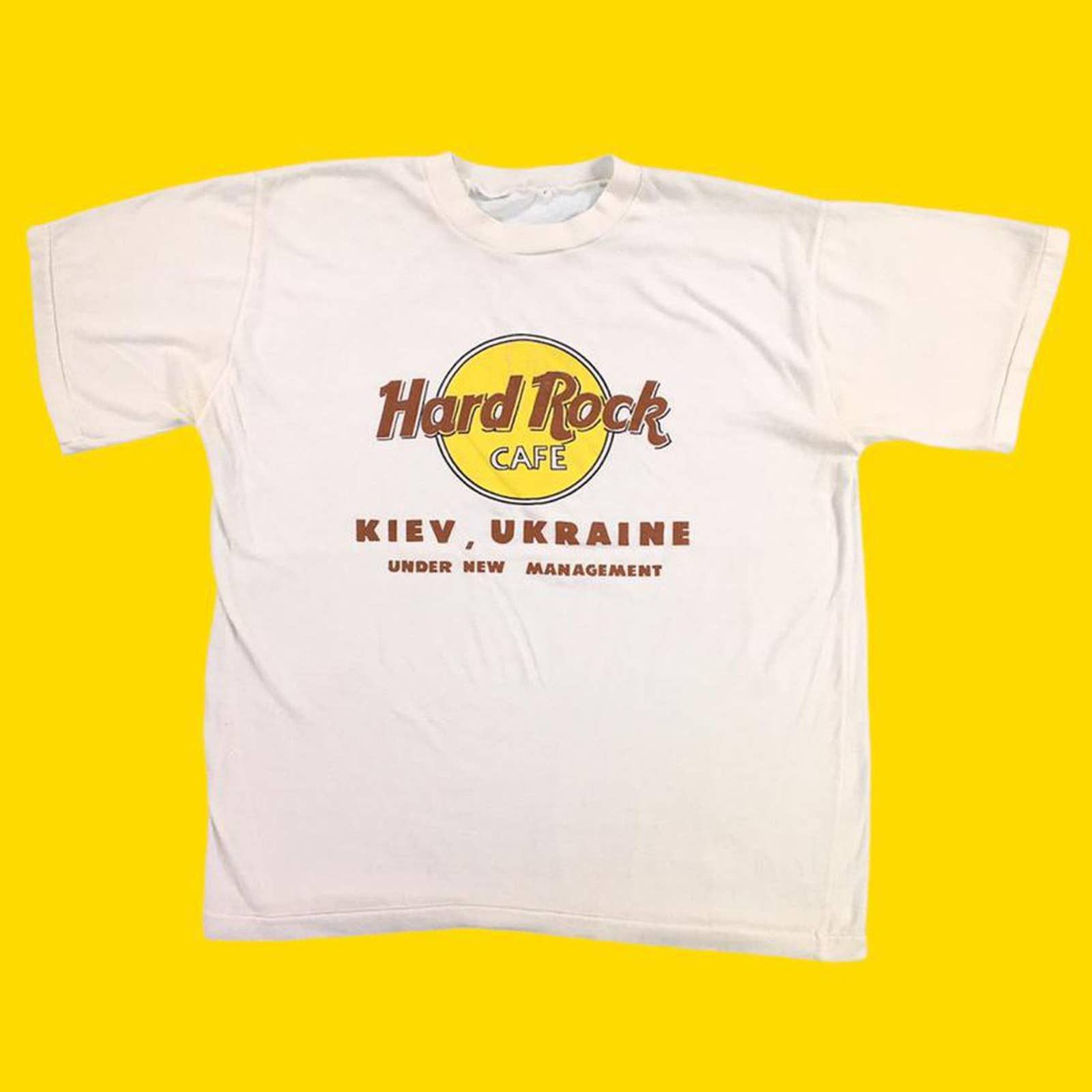 90s Hard Rock Cafe Kiev Ukraine tee