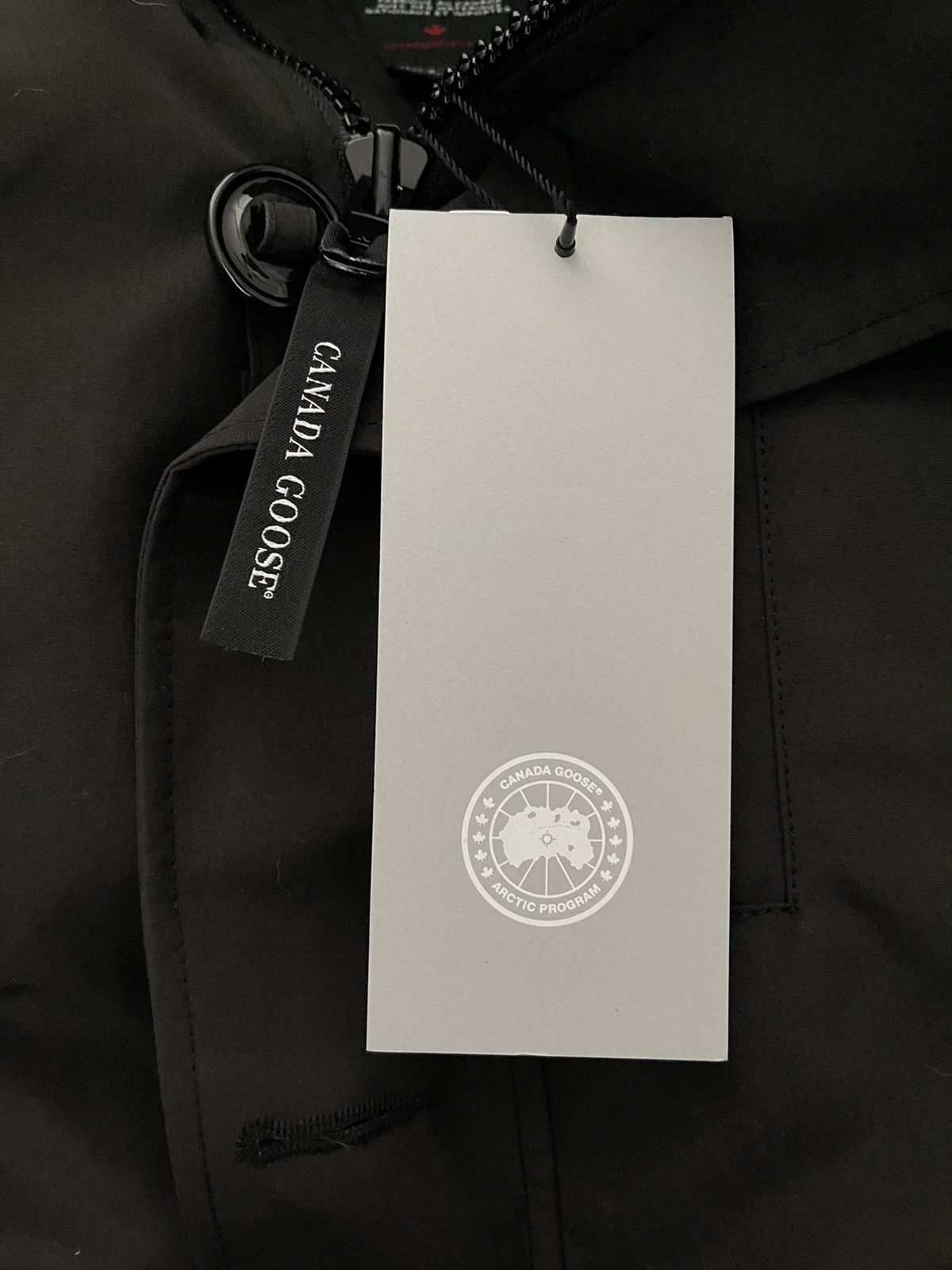 Canada Goose Canada Goose Chateau Parka Size US M / EU 48-50 / 2 - 15 Thumbnail