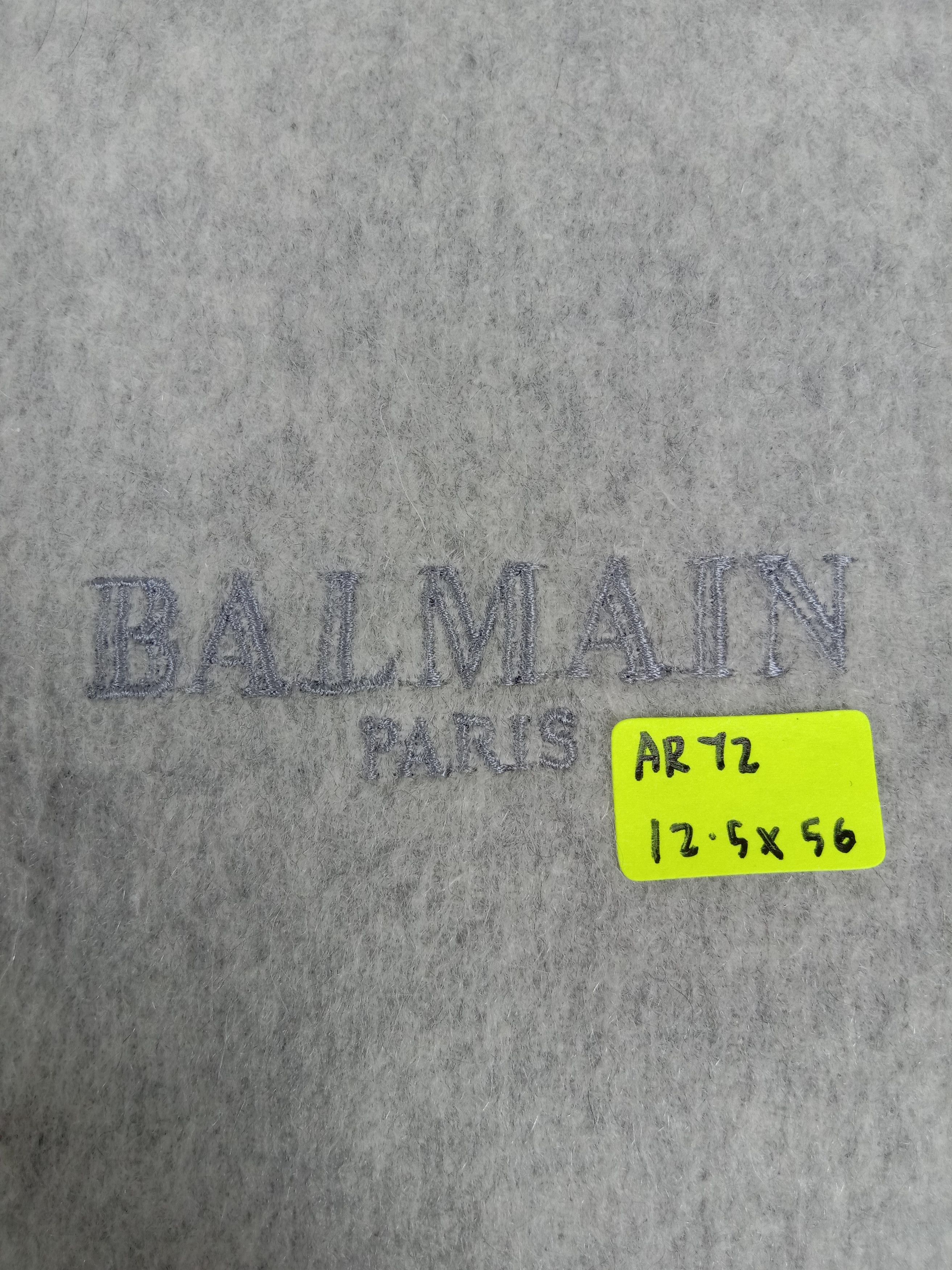 Pierre Balmain Vintage Pierre Balmain Scarf/Muffler/Wool/Cashmere Size ONE SIZE - 5 Thumbnail