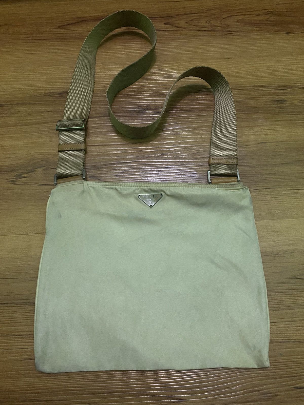 Prada Authentic PRADA TESSUTO NYLON CROSSBODY Bag Size ONE SIZE - 1 Thumbnail