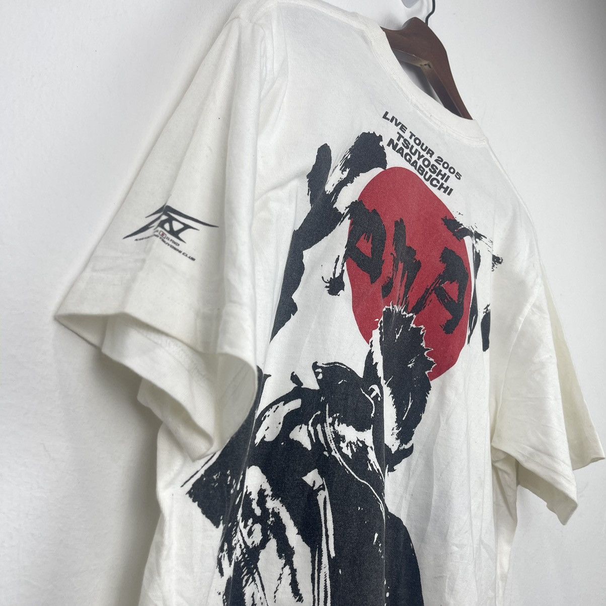 Japanese Brand Vintage Y2K Tsuyoshi Nagabuchi Live Tour 2005 tee Size US XL / EU 56 / 4 - 6 Thumbnail