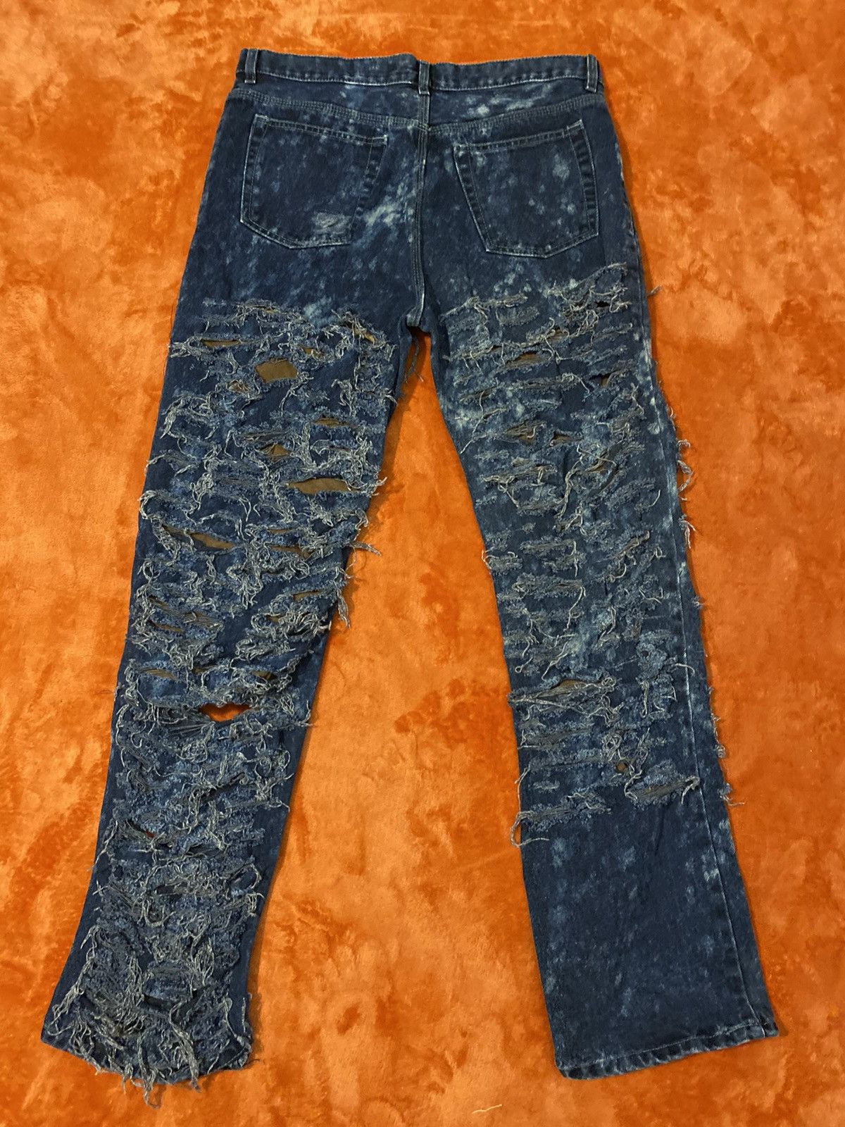 Japanese Brand Shredded and Bleached Collina Jeans Size US 33 - 7 Thumbnail