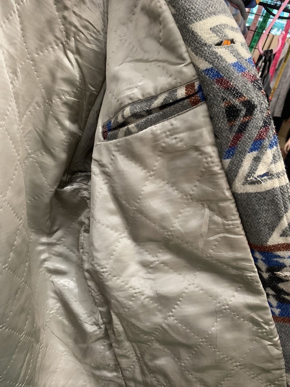 Vintage VINTAGE AVANEZ PARIS SPORTWEAR NAVAJO JACKET Size US M / EU 48-50 / 2 - 9 Thumbnail
