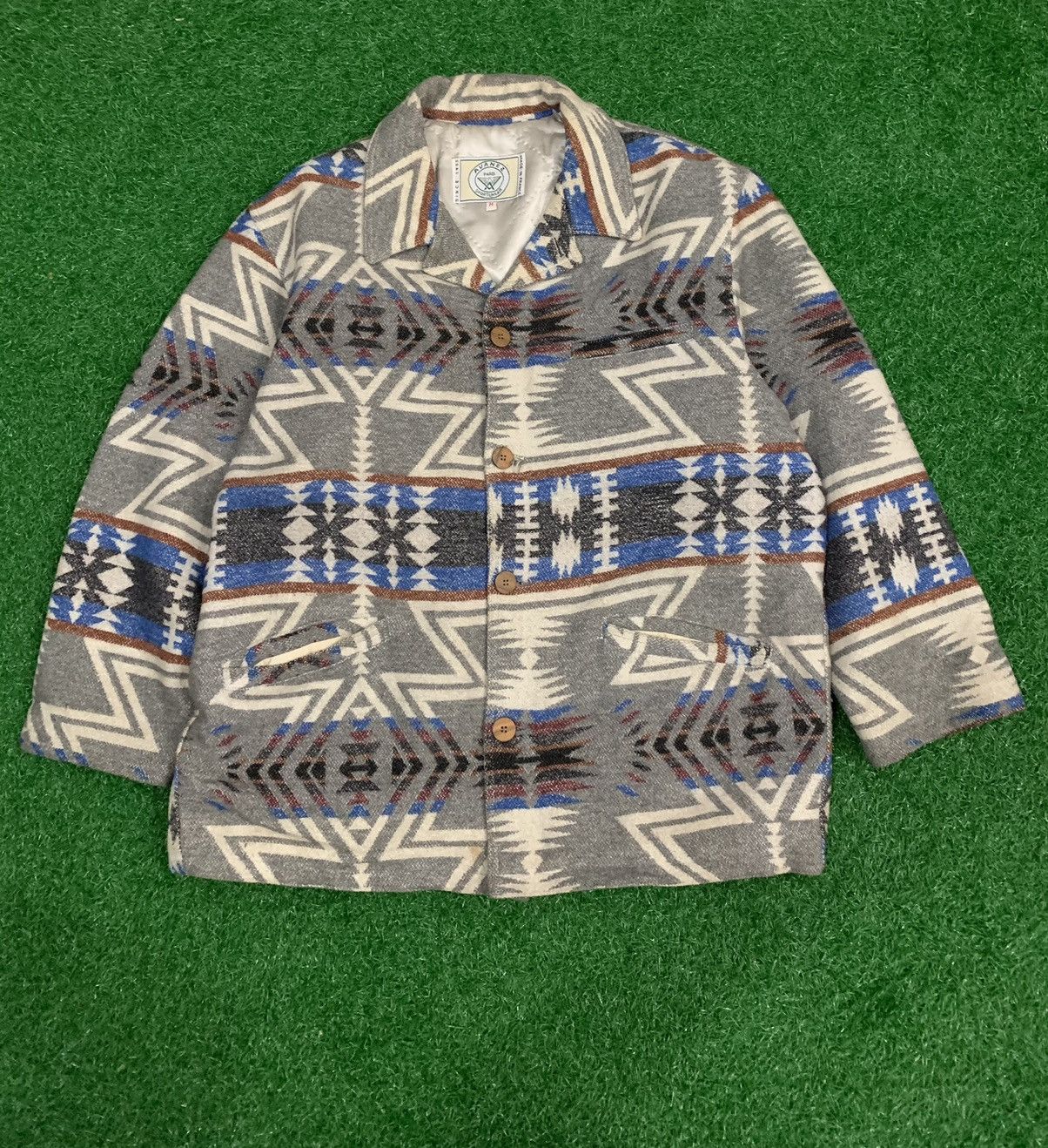 Vintage VINTAGE AVANEZ PARIS SPORTWEAR NAVAJO JACKET Size US M / EU 48-50 / 2 - 1 Thumbnail