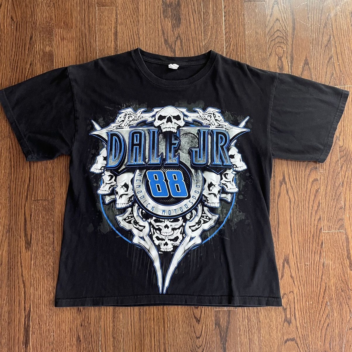 Chase Authentics Vintage nascar Dale Jr skulls t shirt Size US L / EU 52-54 / 3 - 1 Thumbnail