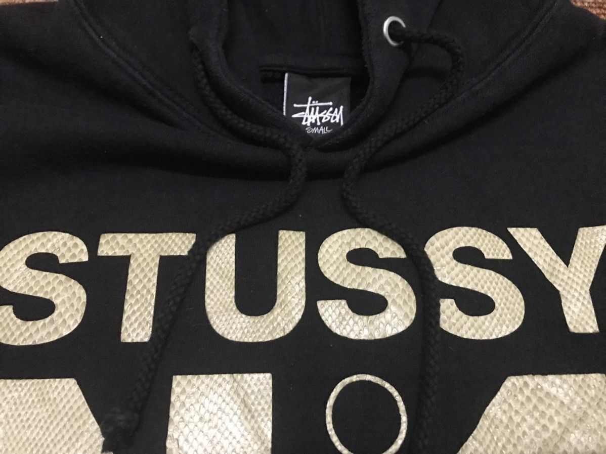 Stussy STUSSY N 4 BIG SPELL OUT LOGO SWEATSHIRTS HOODIE(SNAKE SKIN) Size US S / EU 44-46 / 1 - 5 Thumbnail