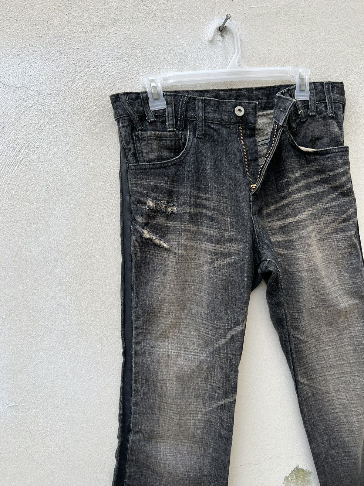 ABAHOUSE ABAHOUSE Japan Side Tape Leather Wrinkled Leg Denim Jeans Size US 30 / EU 46 - 9 Thumbnail
