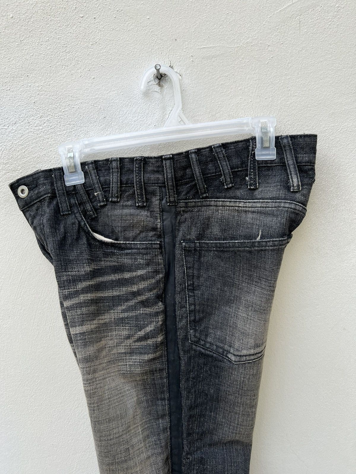 ABAHOUSE ABAHOUSE Japan Side Tape Leather Wrinkled Leg Denim Jeans Size US 30 / EU 46 - 21 Thumbnail
