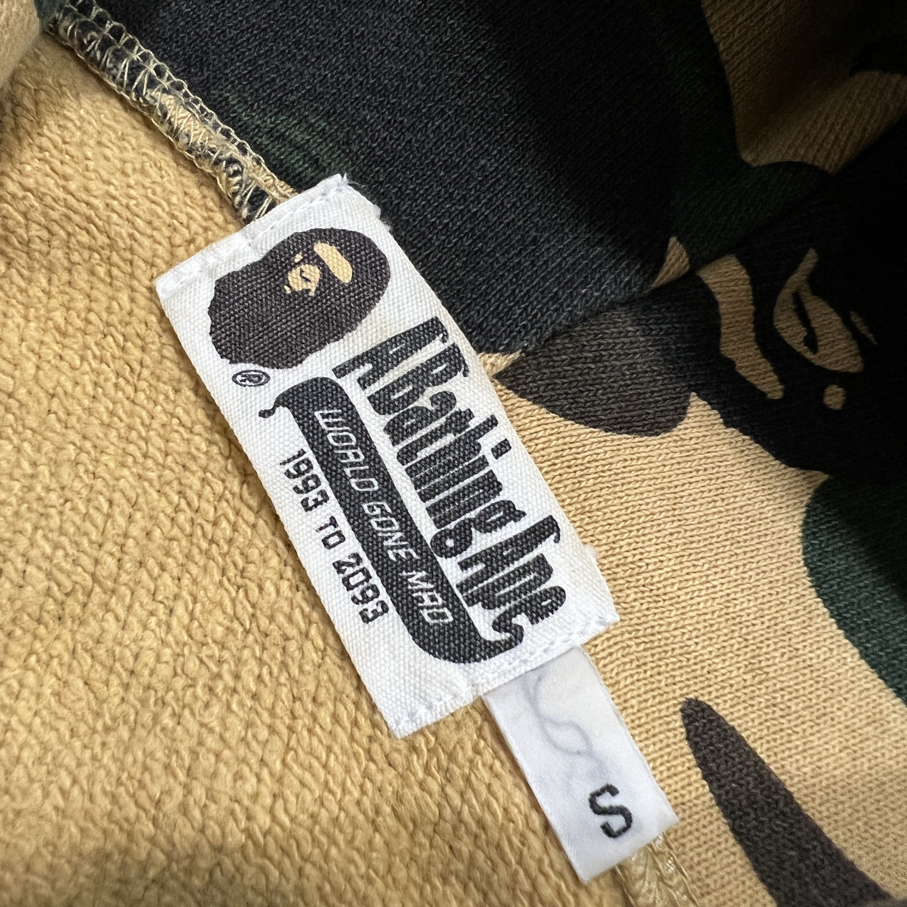 Bape Bape Yellow Camo Shark Full Zip Up Hoodie Size US S / EU 44-46 / 1 - 15 Thumbnail
