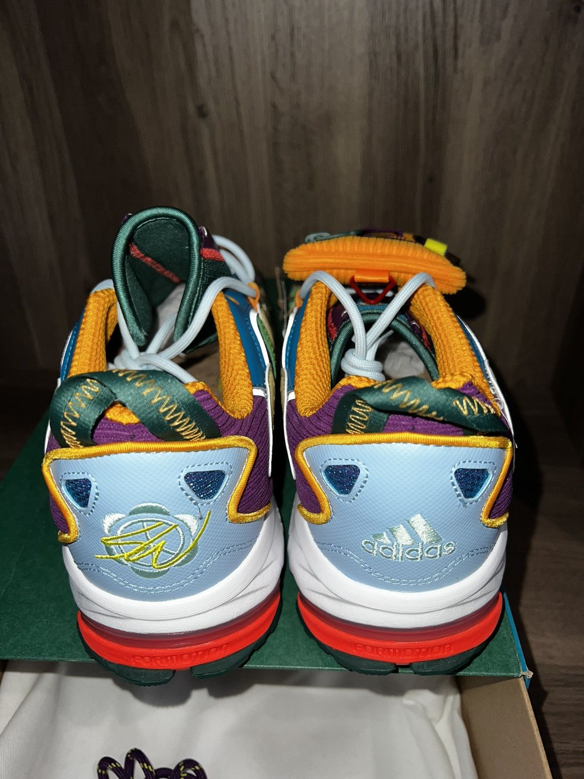 Adidas × Disney SEAN WOTHERSPOON X DISNEY Size US 11 / EU 44 - 12 Thumbnail