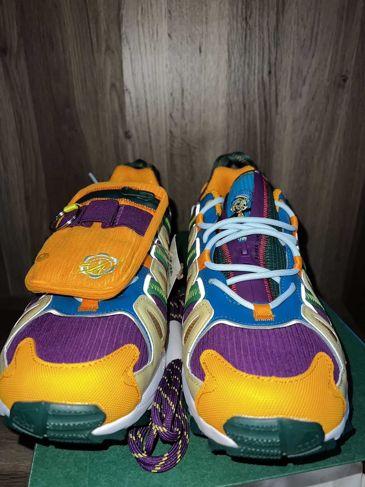Adidas × Disney SEAN WOTHERSPOON X DISNEY Size US 11 / EU 44 - 6 Thumbnail