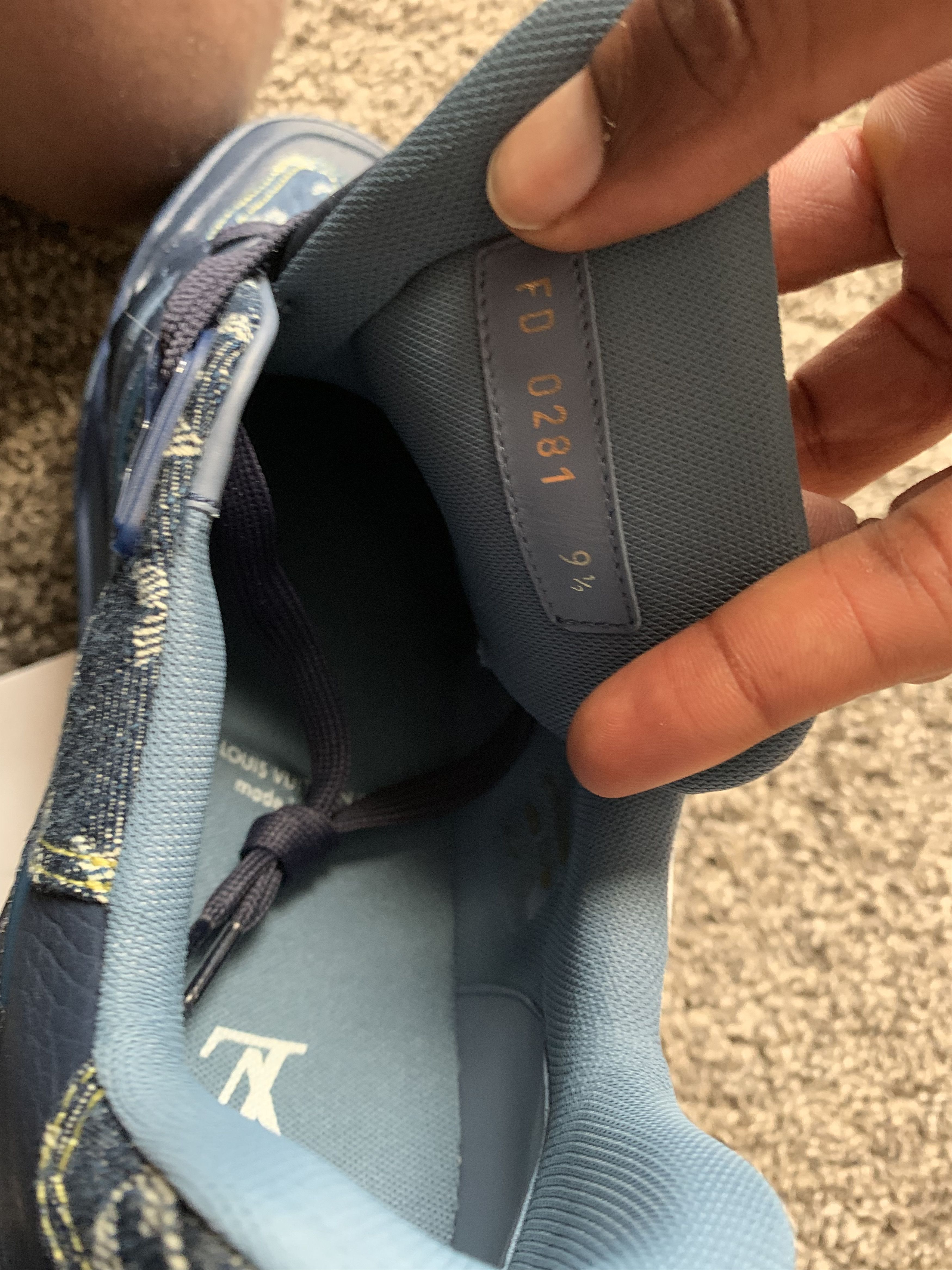 Louis Vuitton Louis Vuitton x Nigo Bleu Trainers Size US 10.5 / EU 43-44 - 5 Thumbnail