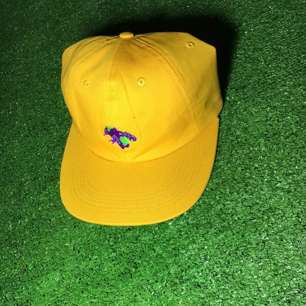 Golf wang bee sales hat