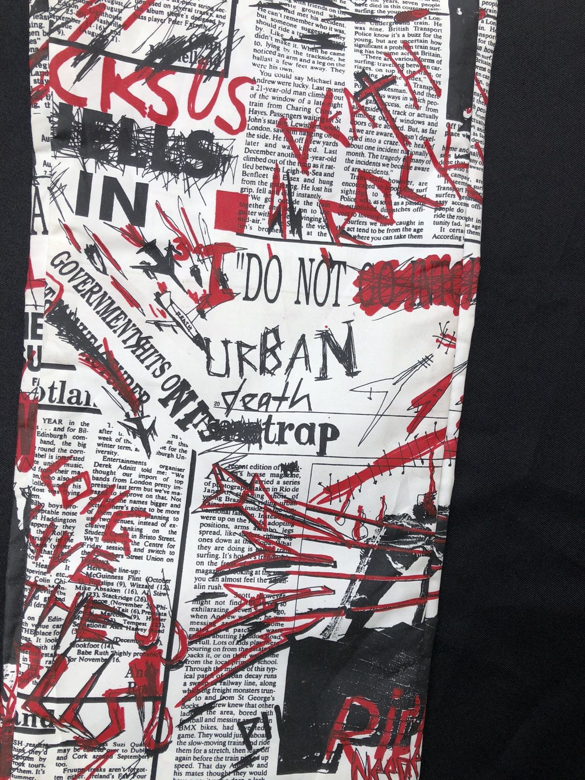 Vintage VTG 90s RED OR DEAD Psychotic Newspaper Waxed Trouser Pant Size US 29 - 12 Thumbnail