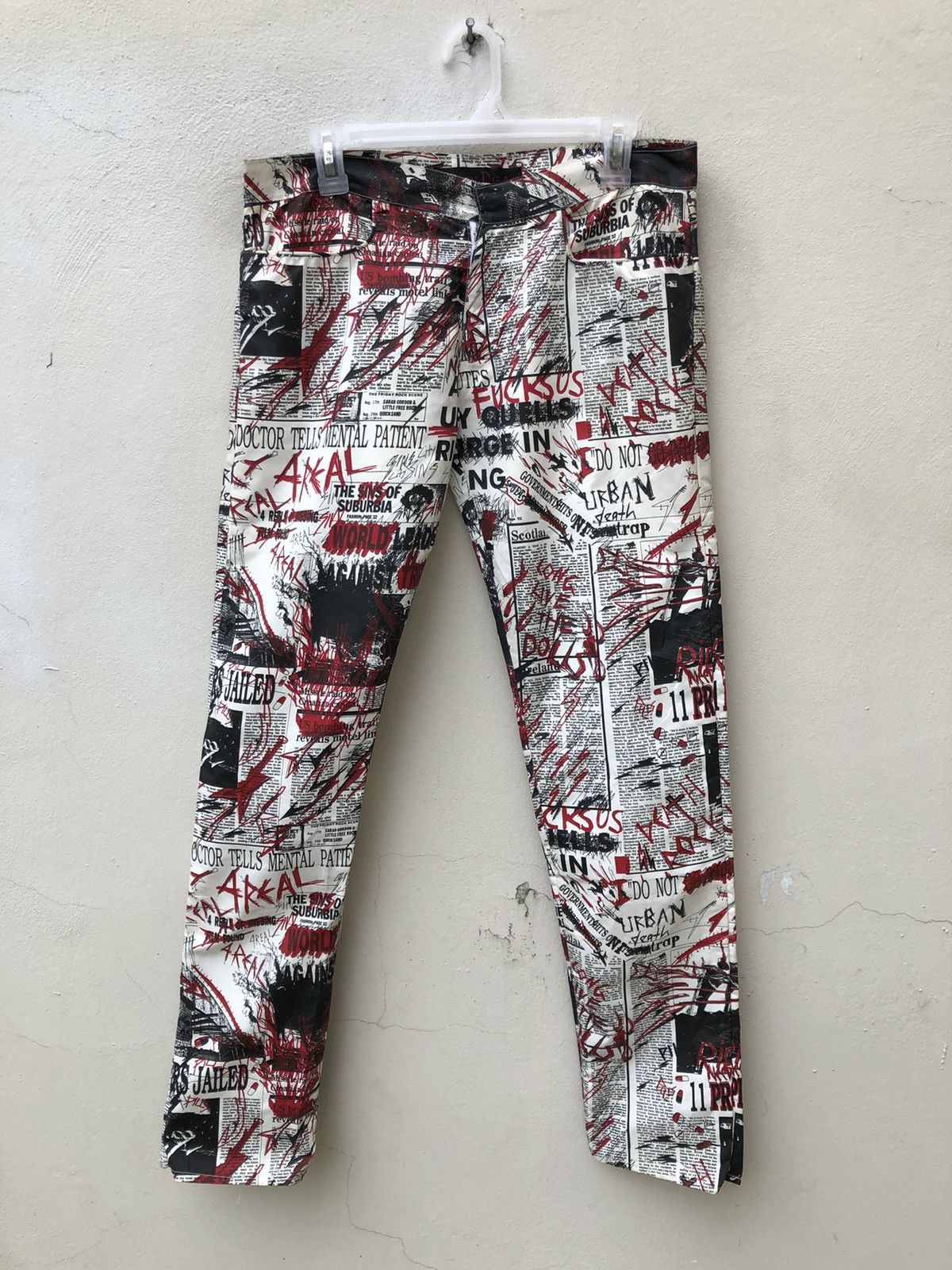 Vintage VTG 90s RED OR DEAD Psychotic Newspaper Waxed Trouser Pant Size US 29 - 21 Thumbnail