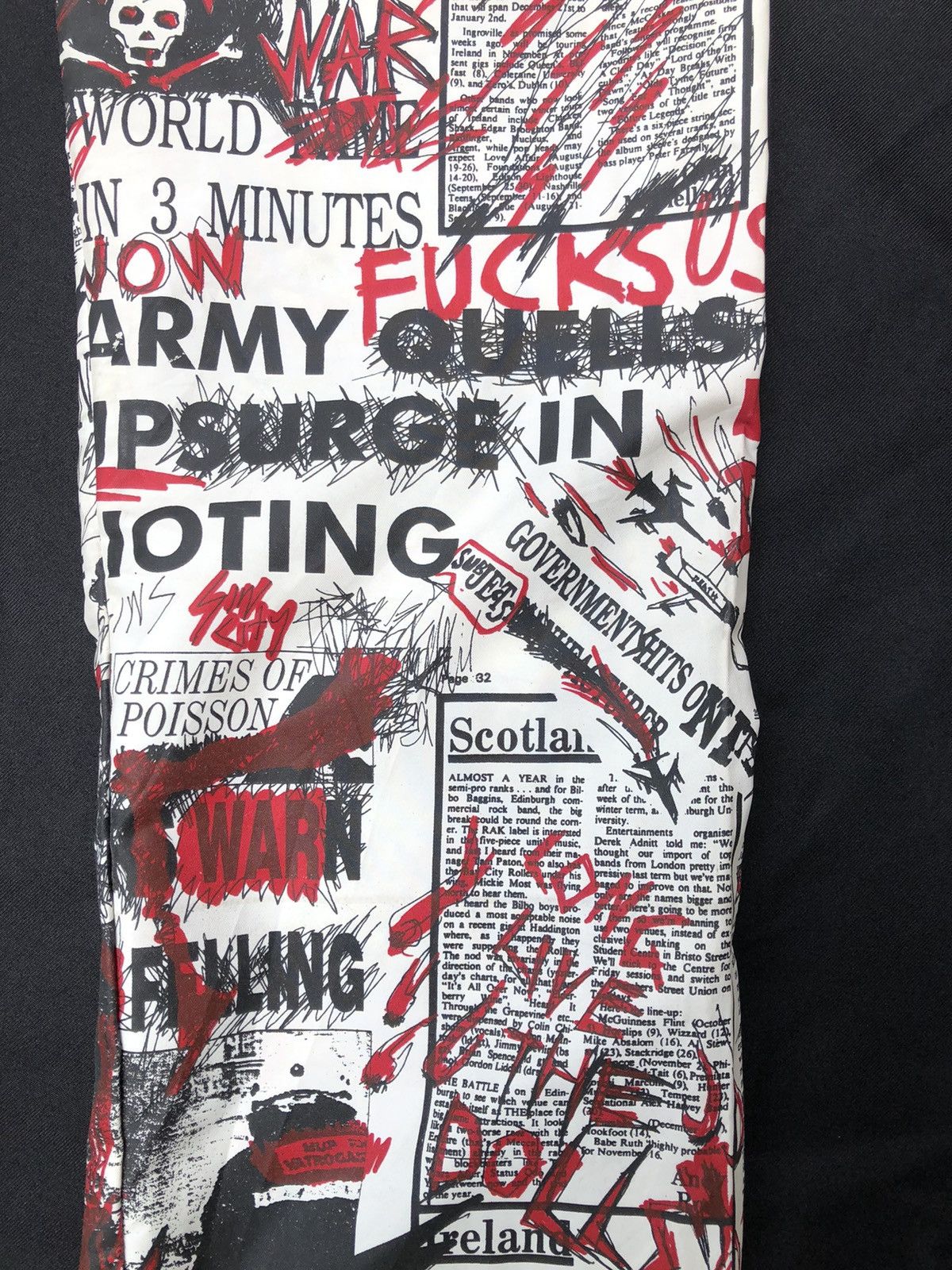 Vintage VTG 90s RED OR DEAD Psychotic Newspaper Waxed Trouser Pant Size US 29 - 20 Thumbnail