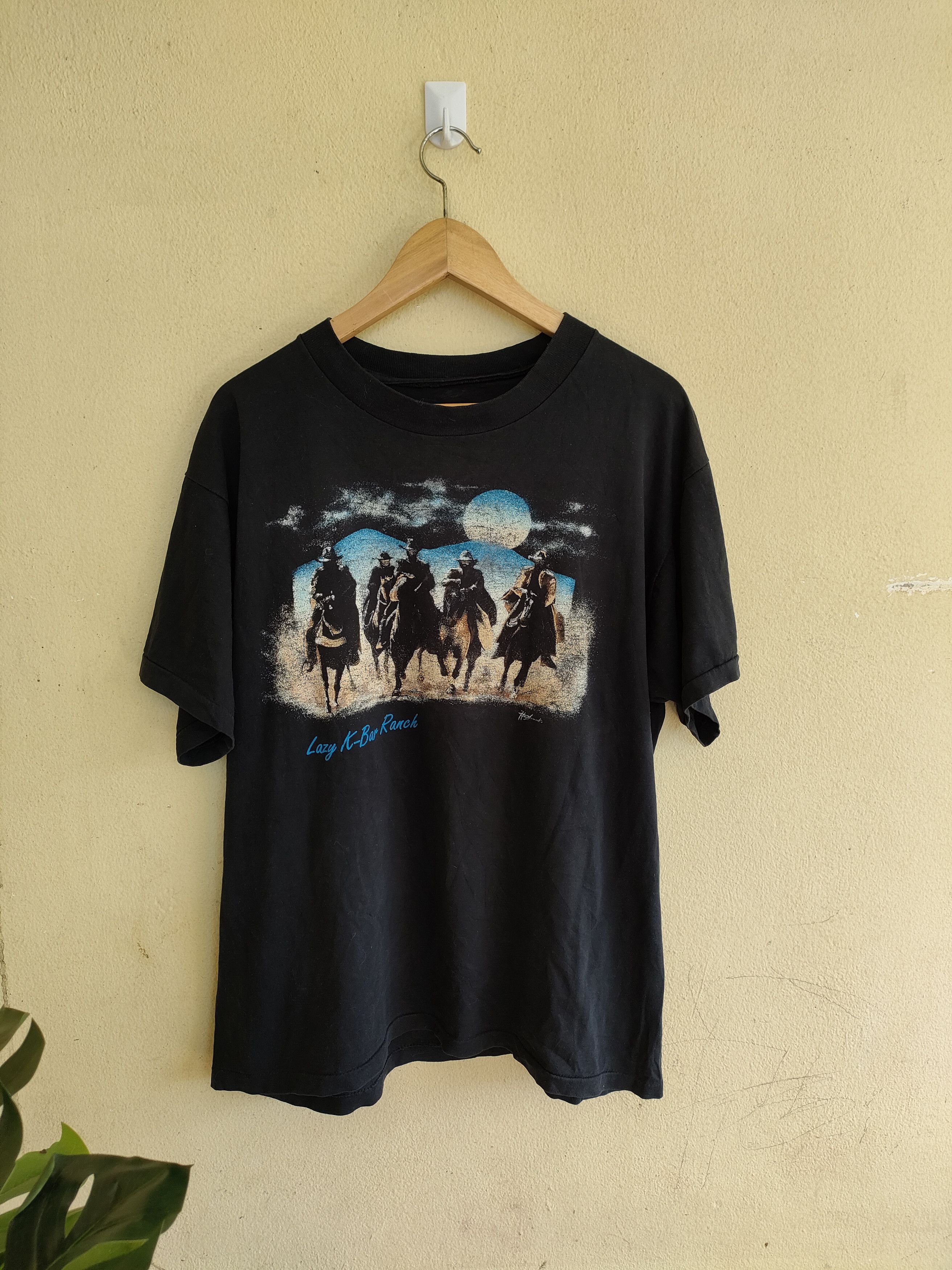 Vintage Vintage Lazy K-Bar Cowboy t-shirt Size US L / EU 52-54 / 3 - 1 Thumbnail