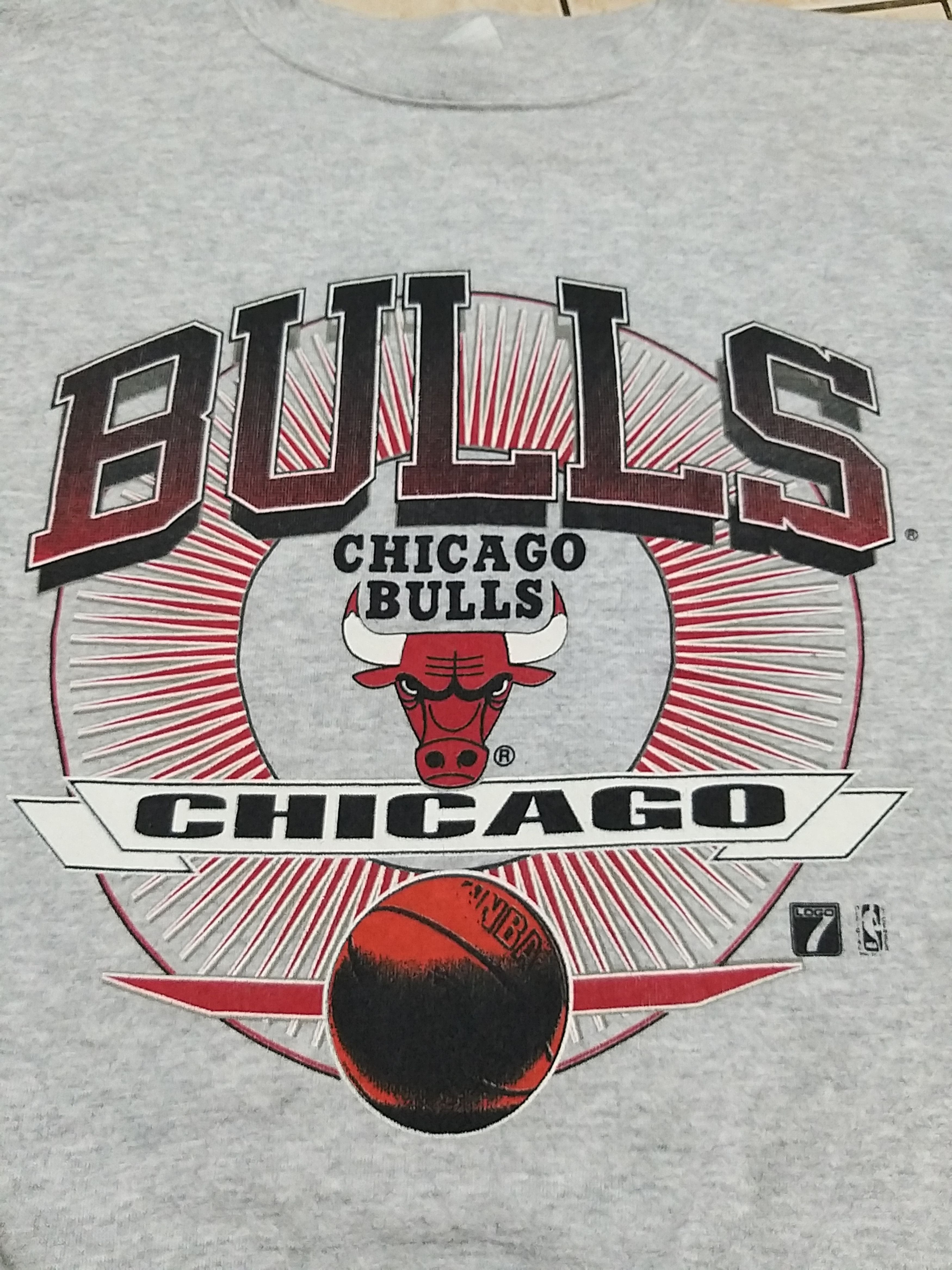 NBA VINTAGE 90'S CHICAGO BULLS NBA BASKETBALL TEAM SWEATSHIRT Size US L / EU 52-54 / 3 - 3 Thumbnail