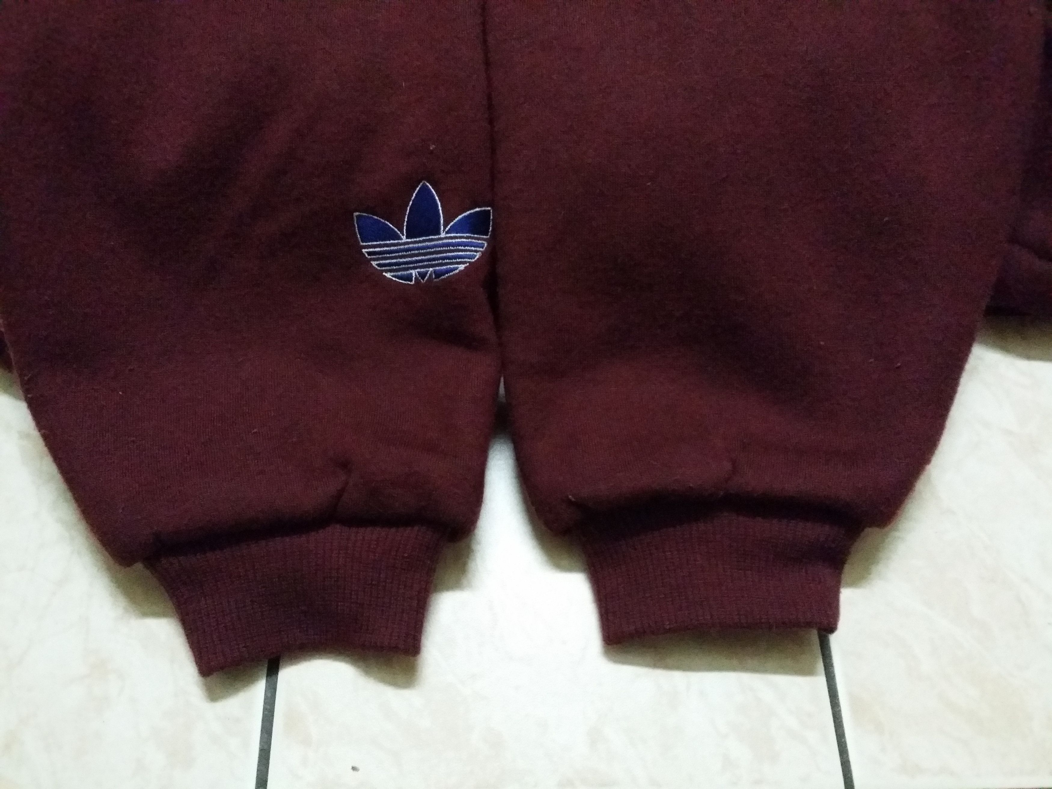 Adidas VINTAGE 90'S ADIDAS HOODIES BIG LOGO EMBROIDERY JACKET Size US XXL / EU 58 / 5 - 5 Thumbnail