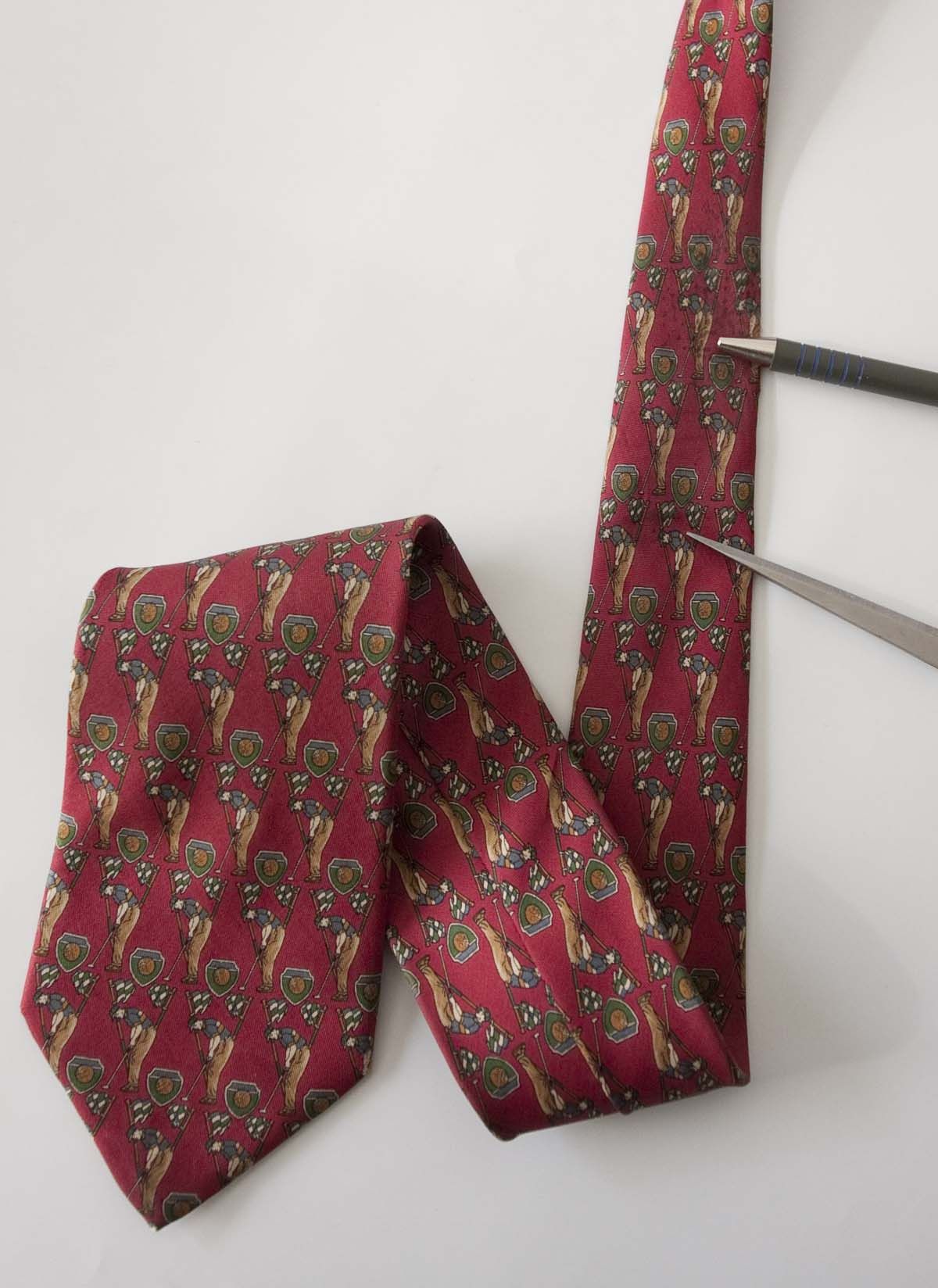 Salvatore Ferragamo Salvatore Ferragamo Tie Golf 100% Silk Made in Italy Size ONE SIZE - 3 Thumbnail