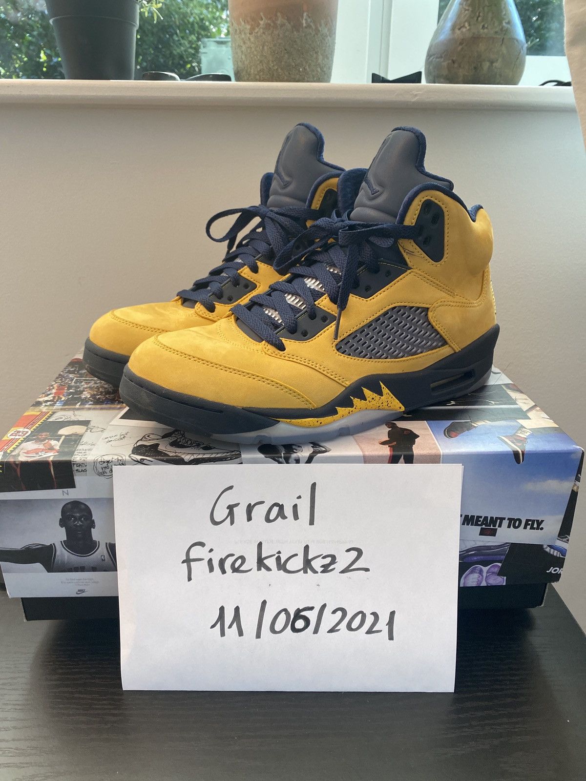 Air Jordan 5 Retro Michigan 2019 Footwear