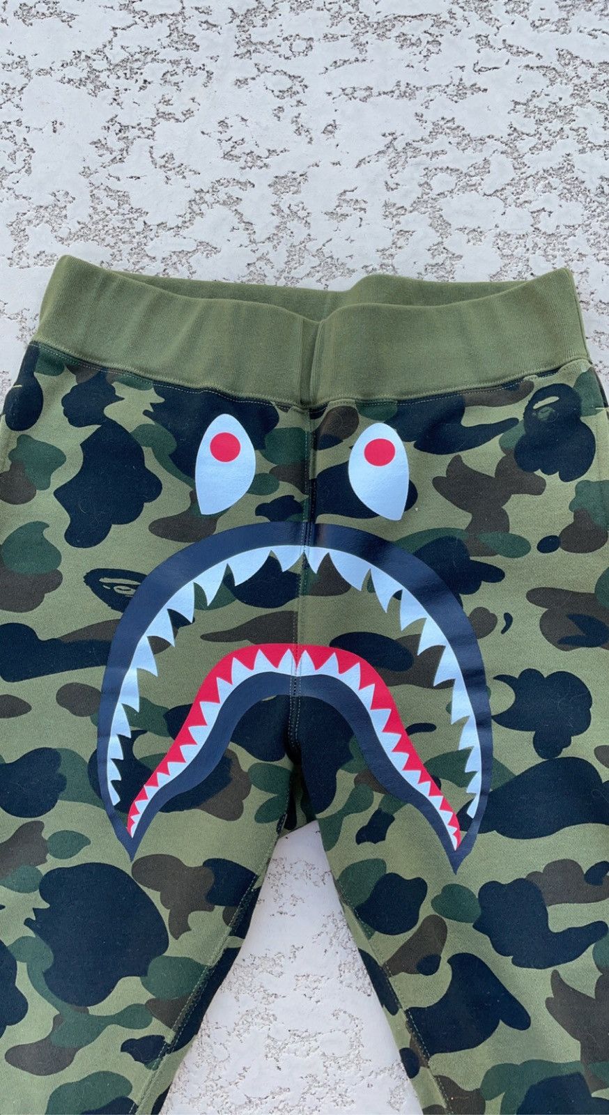 Bape BAPE 1st Camo Shark Sweat pants Size US 32 / EU 48 - 1 Thumbnail