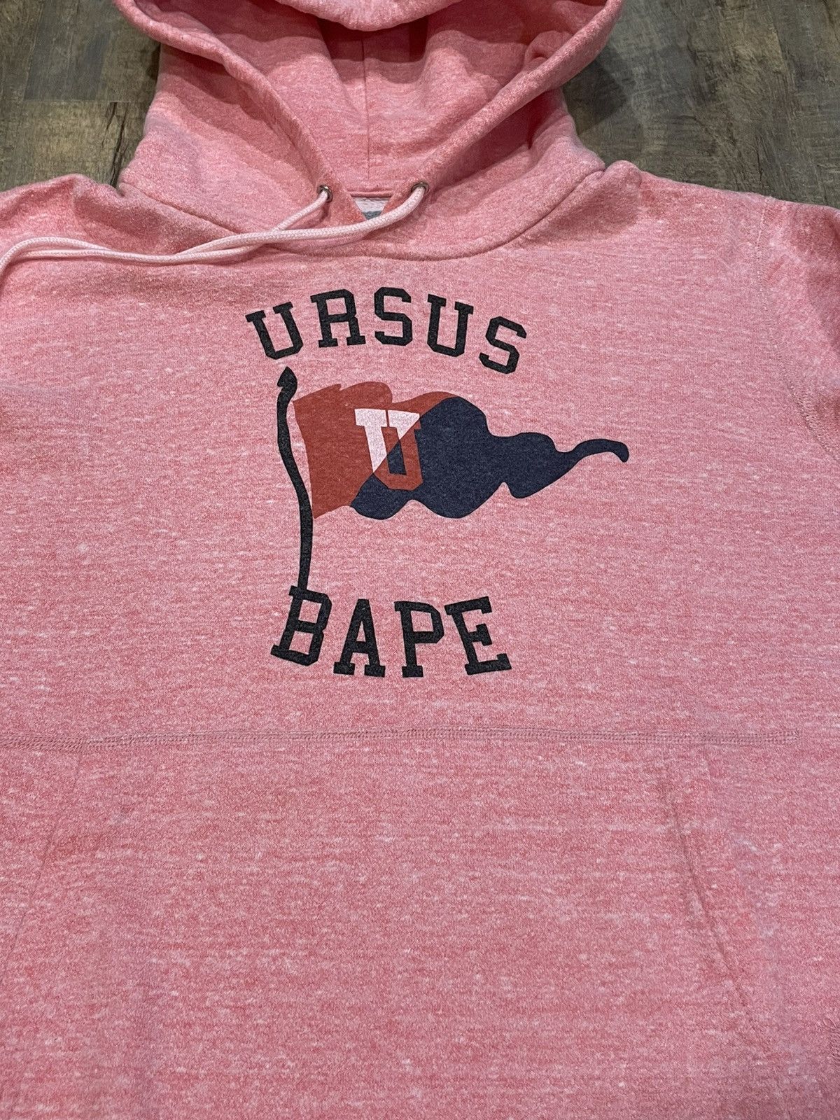 Bape RARE Bape Ursus Flag Logo Hoodie Made In Japan Size US M / EU 48-50 / 2 - 2 Thumbnail