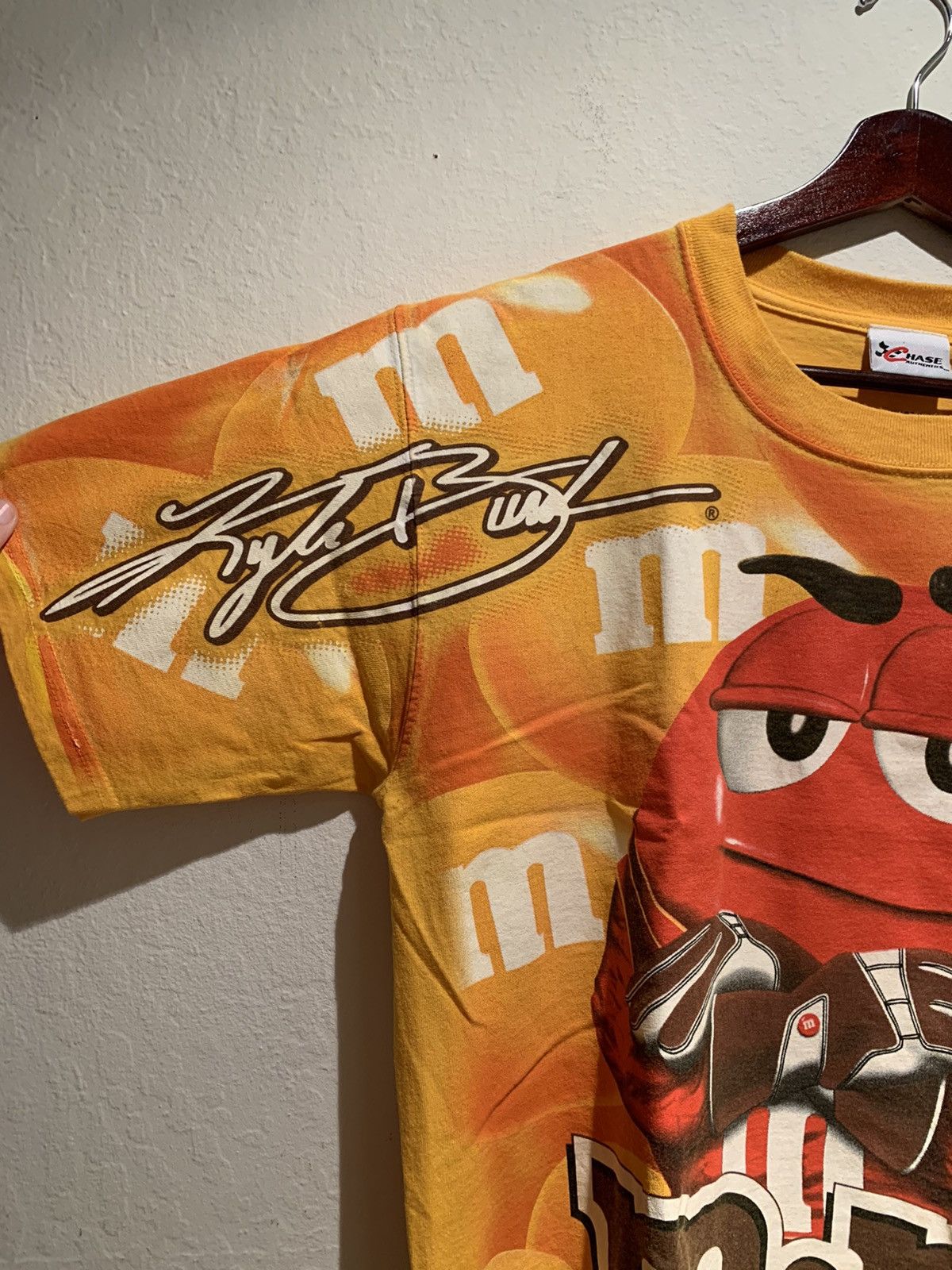 Vintage *RARE* Vintage Kyle Busch M&M All-Over Print T-Shirt - M/L Size US M / EU 48-50 / 2 - 3 Thumbnail