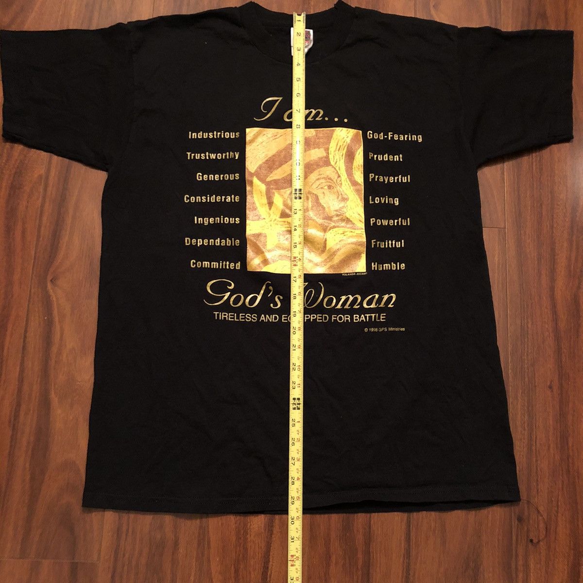 Vintage Vintage 90s woman of God Queen Nefertiti gold graphic shirt Size US XL / EU 56 / 4 - 3 Thumbnail