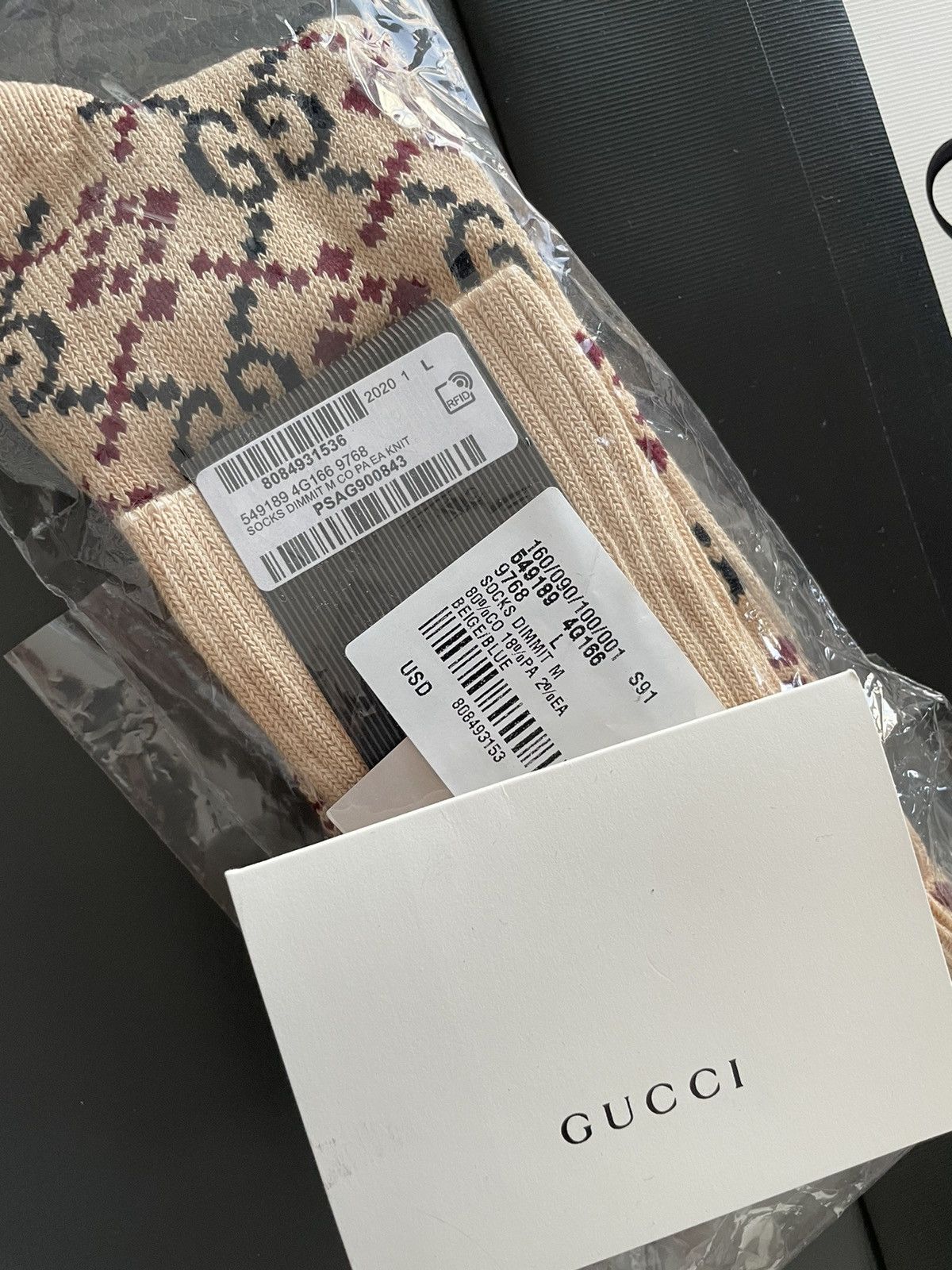 Gucci Brand NEW Super Runway Iconic Runway GG Logo Socks XL Long Size ONE SIZE - 6 Thumbnail