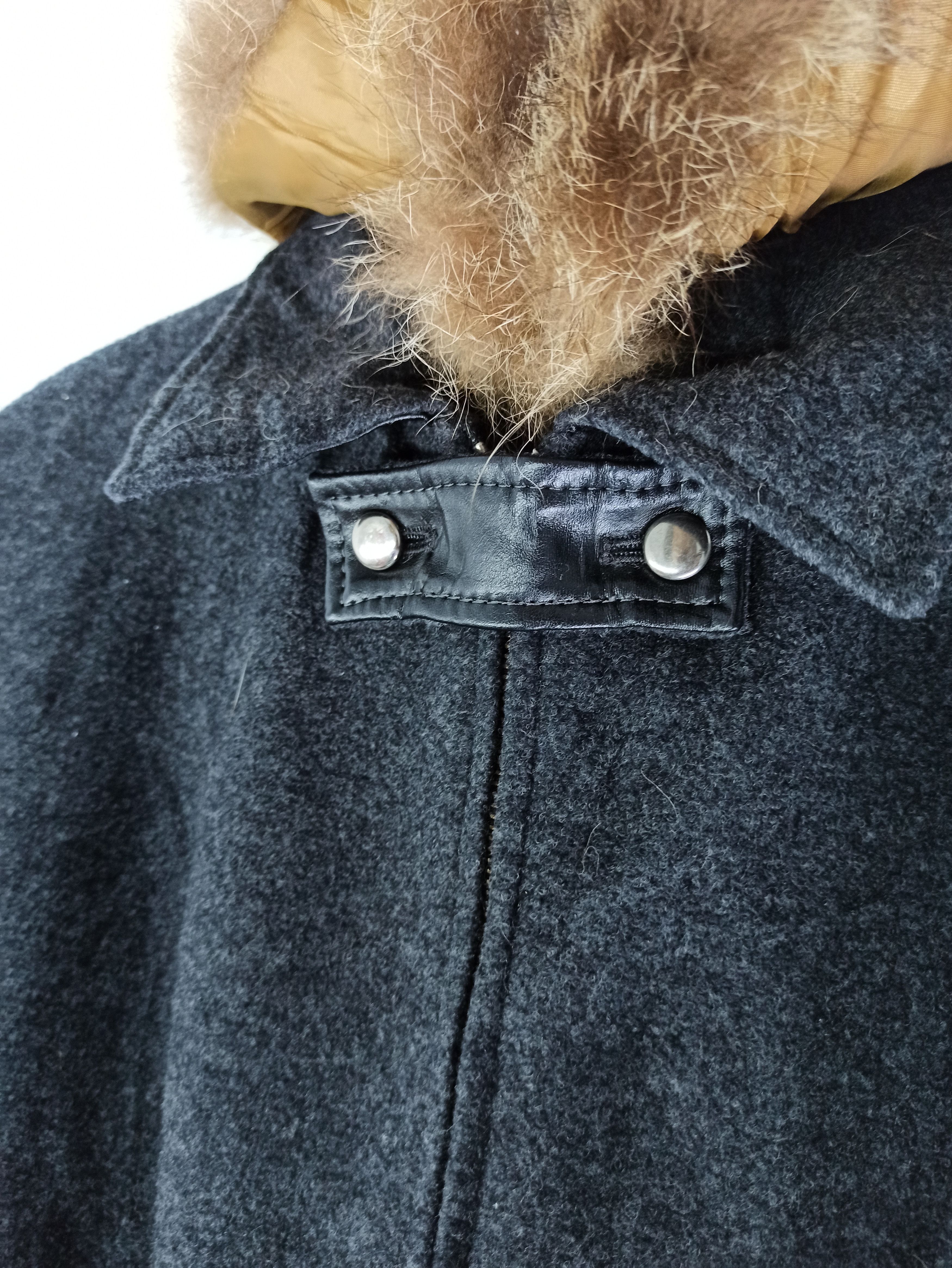 Cloak Luxury Design Wool Cloak With Fur Collar Belted Grand Table Size US M / EU 48-50 / 2 - 7 Thumbnail