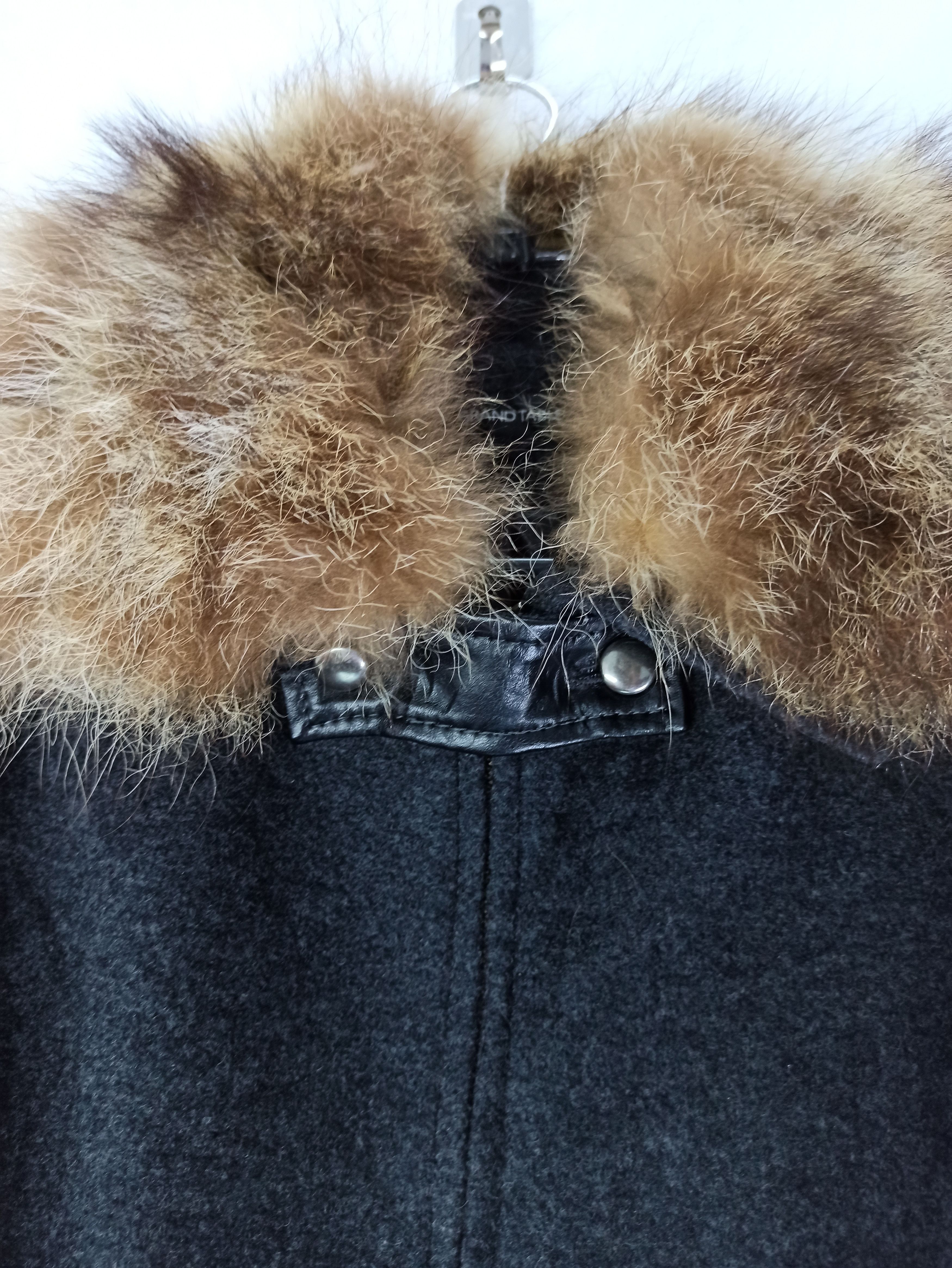 Cloak Luxury Design Wool Cloak With Fur Collar Belted Grand Table Size US M / EU 48-50 / 2 - 6 Thumbnail
