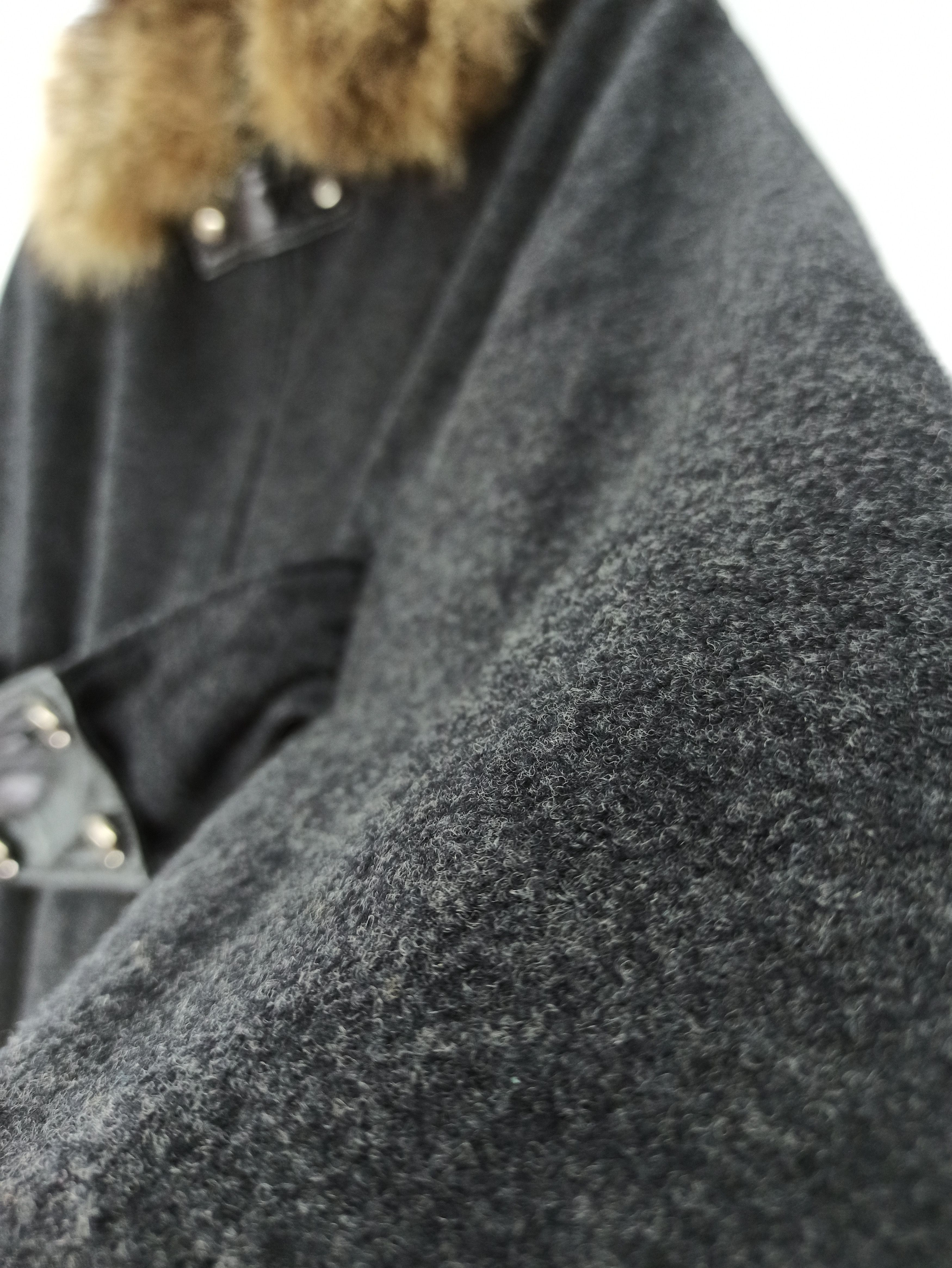 Cloak Luxury Design Wool Cloak With Fur Collar Belted Grand Table Size US M / EU 48-50 / 2 - 5 Thumbnail