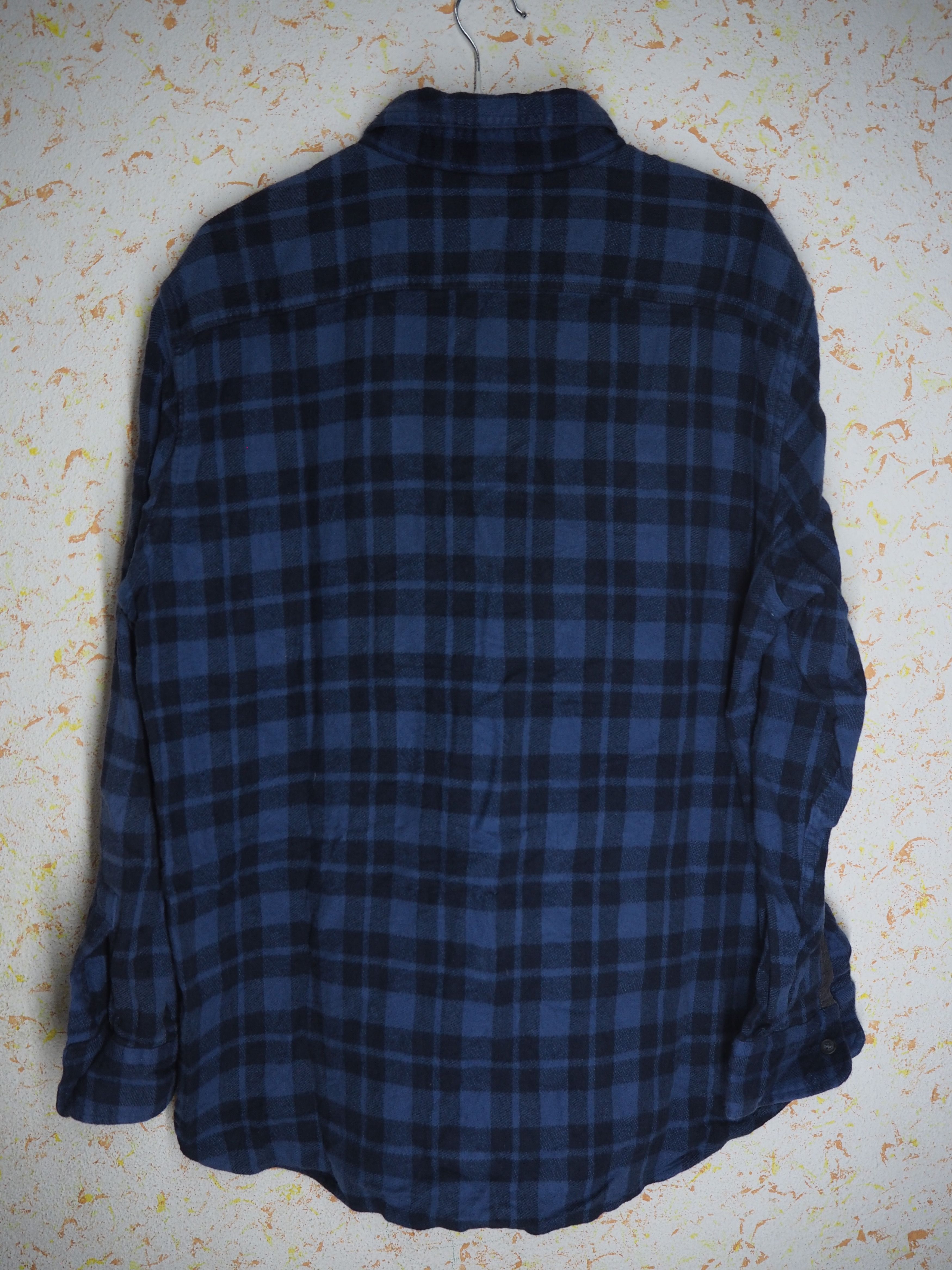 Flannel × Uniqlo Flannel Plaid Checkered Blue Black Uniqlo Ship Via DHL Size US XL / EU 56 / 4 - 2 Thumbnail